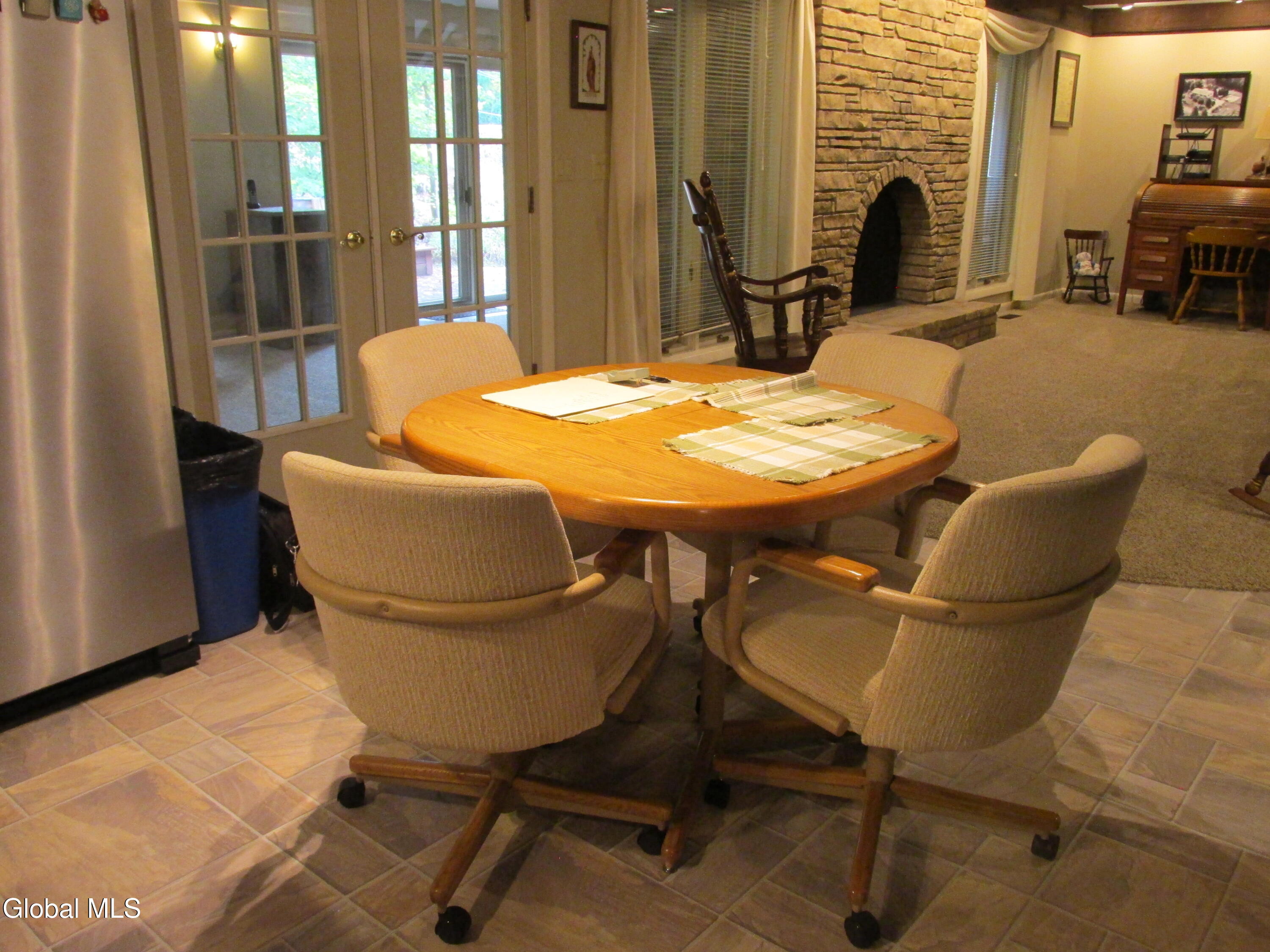 Ballston Lake, New York 12019, United States, 4 Bedrooms Bedrooms, ,3 BathroomsBathrooms,Residential,Active,218402