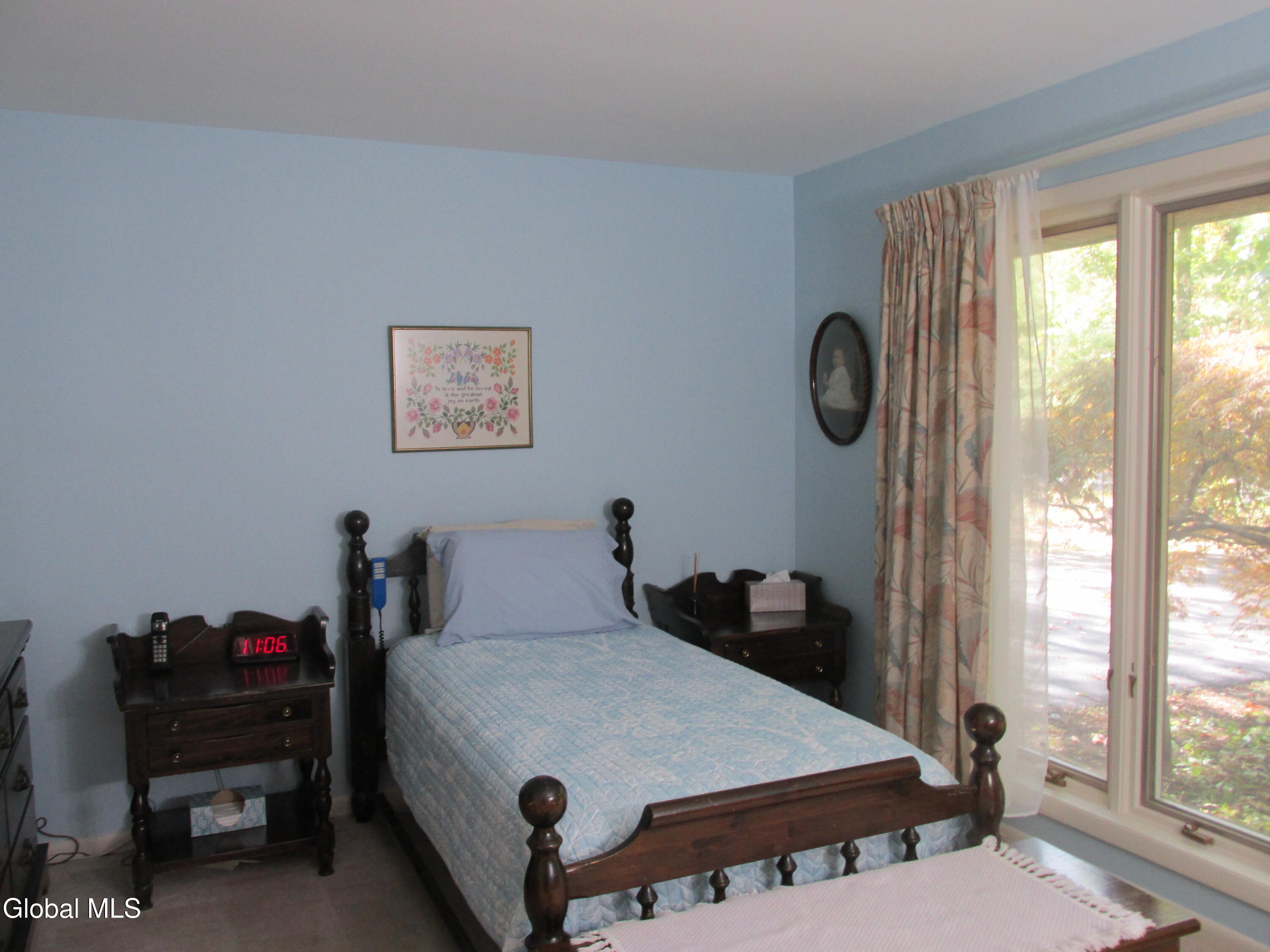 Ballston Lake, New York 12019, United States, 4 Bedrooms Bedrooms, ,3 BathroomsBathrooms,Residential,Active,218402