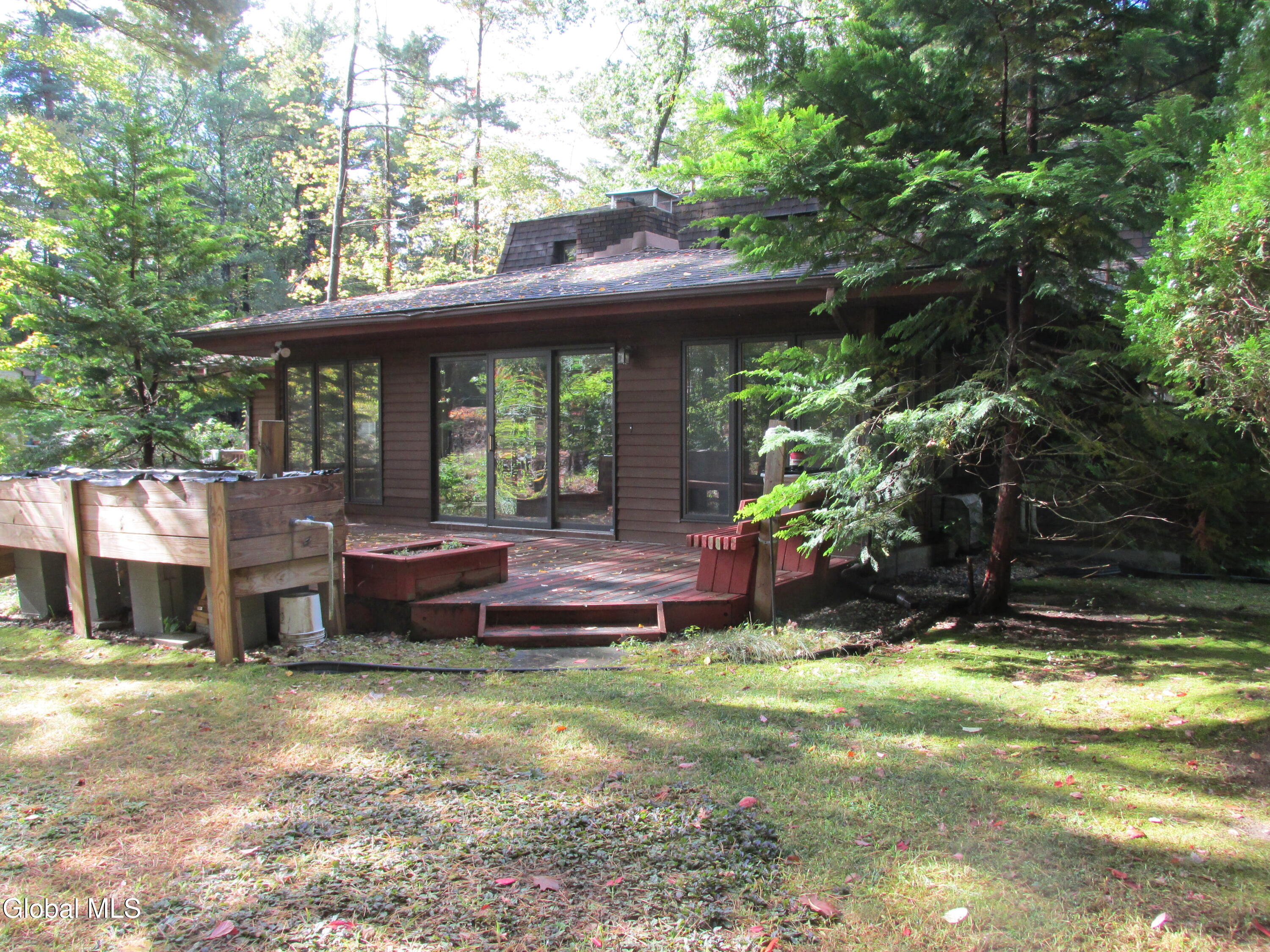 Ballston Lake, New York 12019, United States, 4 Bedrooms Bedrooms, ,3 BathroomsBathrooms,Residential,Active,218402