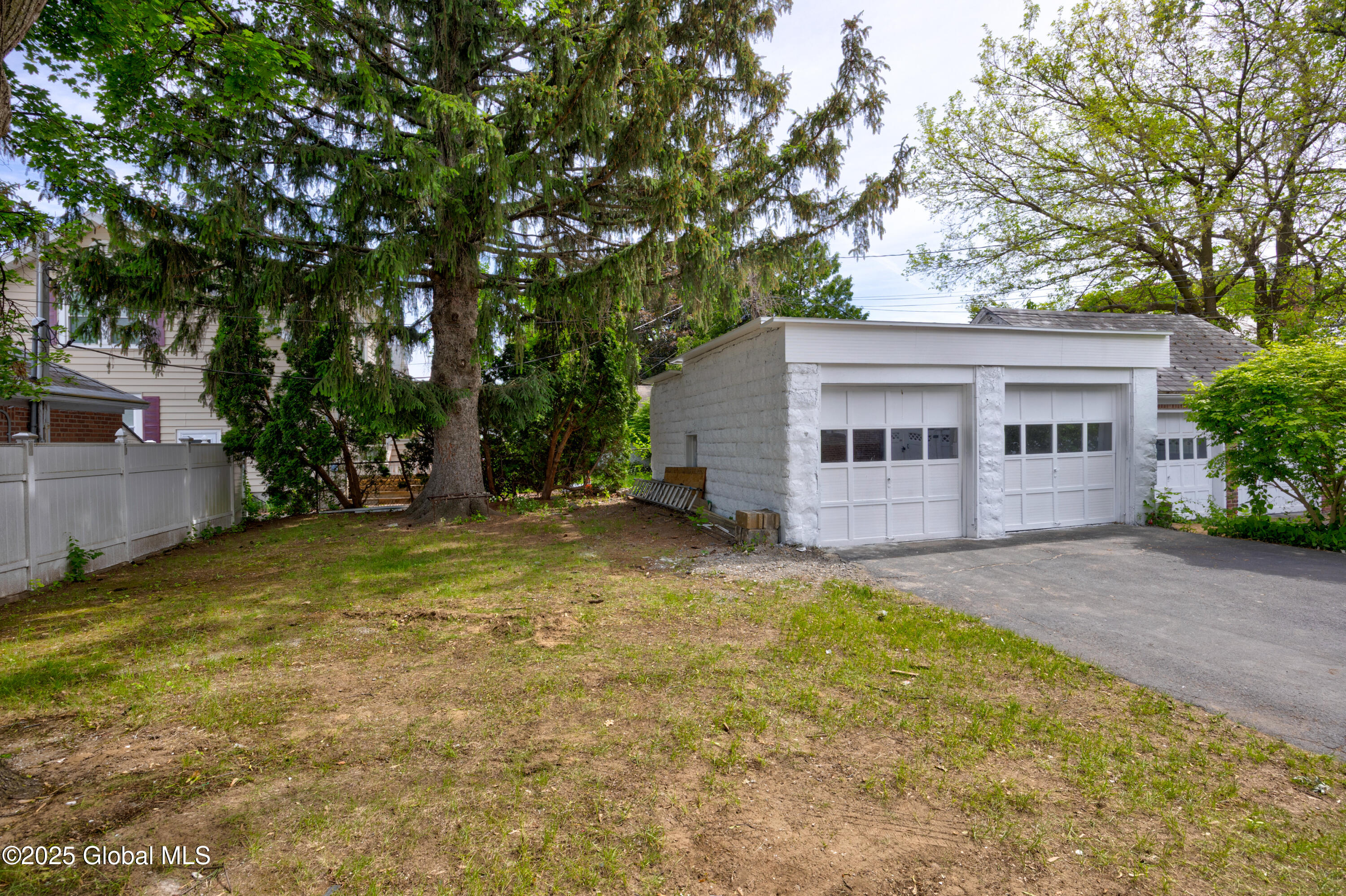 979 Washington Avenue, Albany, New York image 31