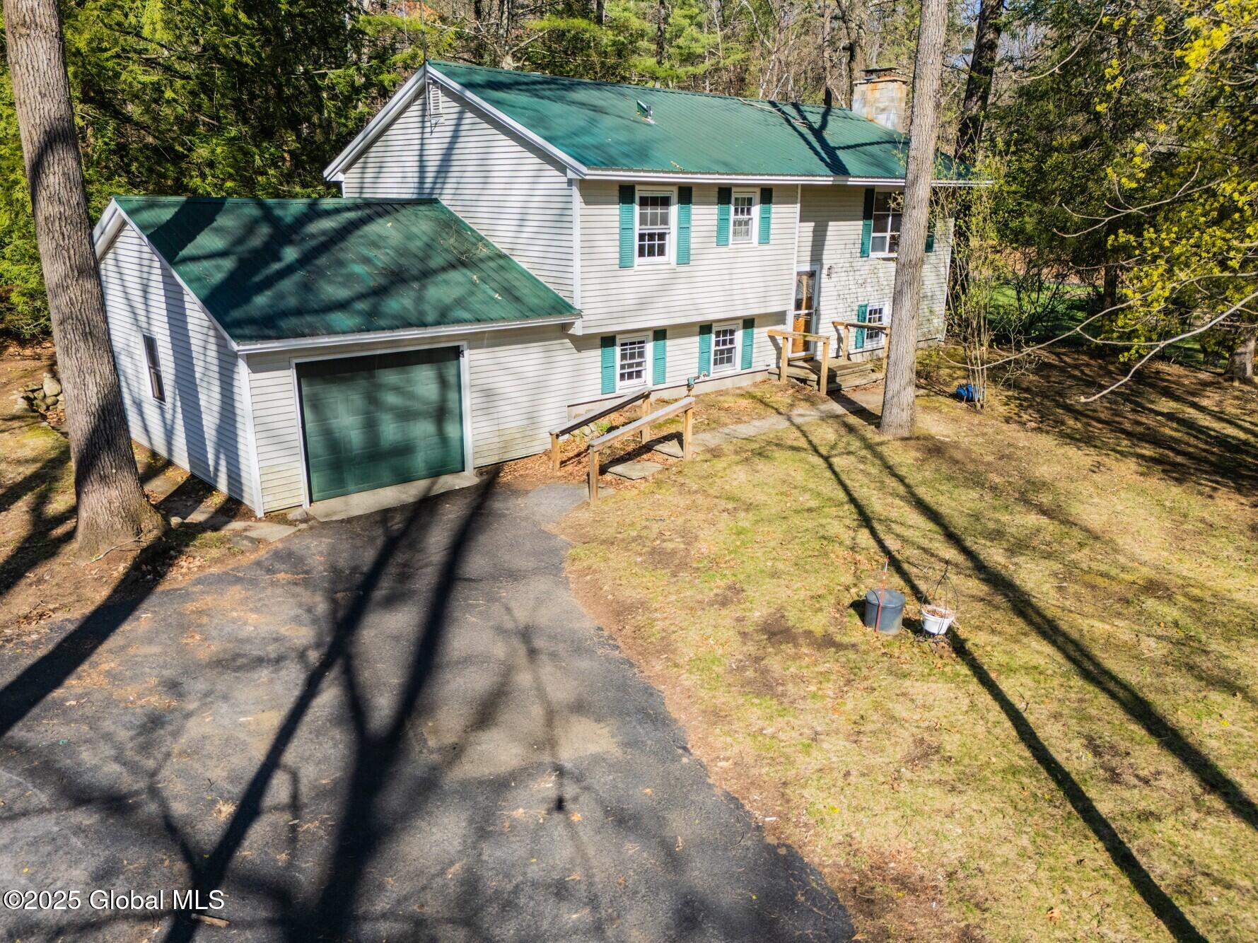 167 Redmond Road, Gansevoort, New York image 2