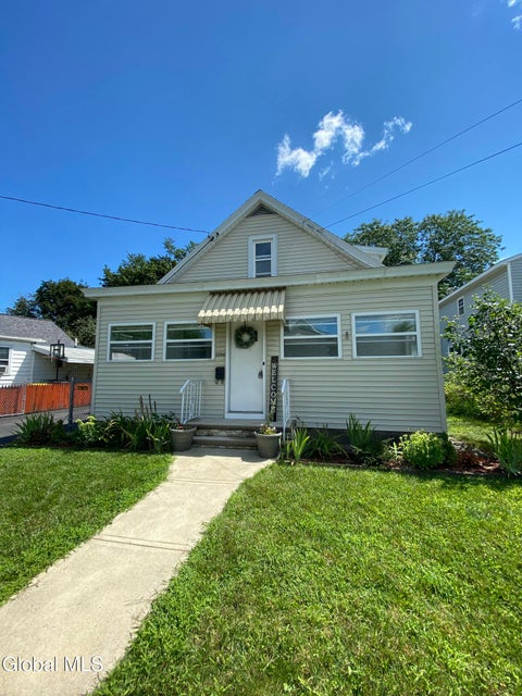 Homes For Sale - 3206 Phillip Street<br/> Schenectady County, Schenectady, NY 12306