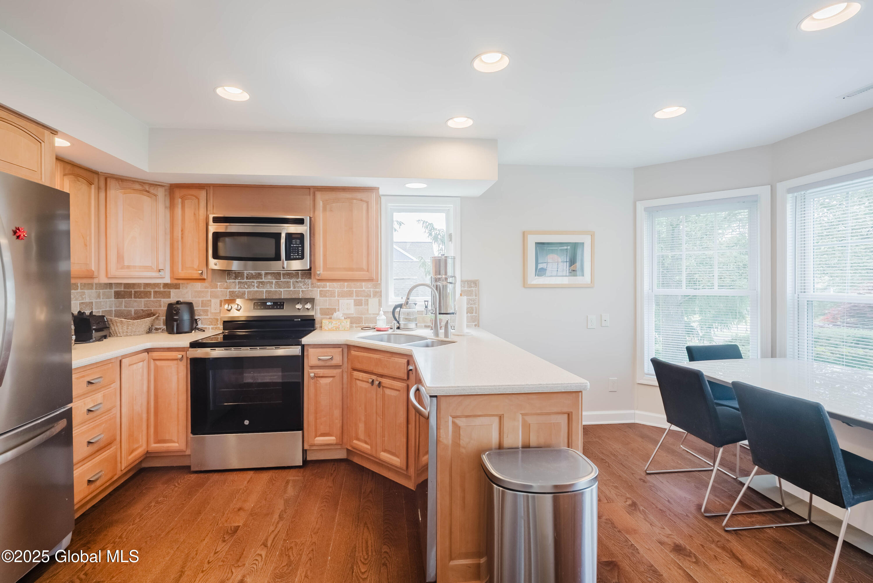 36 Greystone Drive, Voorheesville, New York image 5