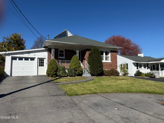 38 CHAPEL PL, AMSTERDAM, NY 12010 - Image e7e324e52a073290acda5bbb4677cd5c/3353770959