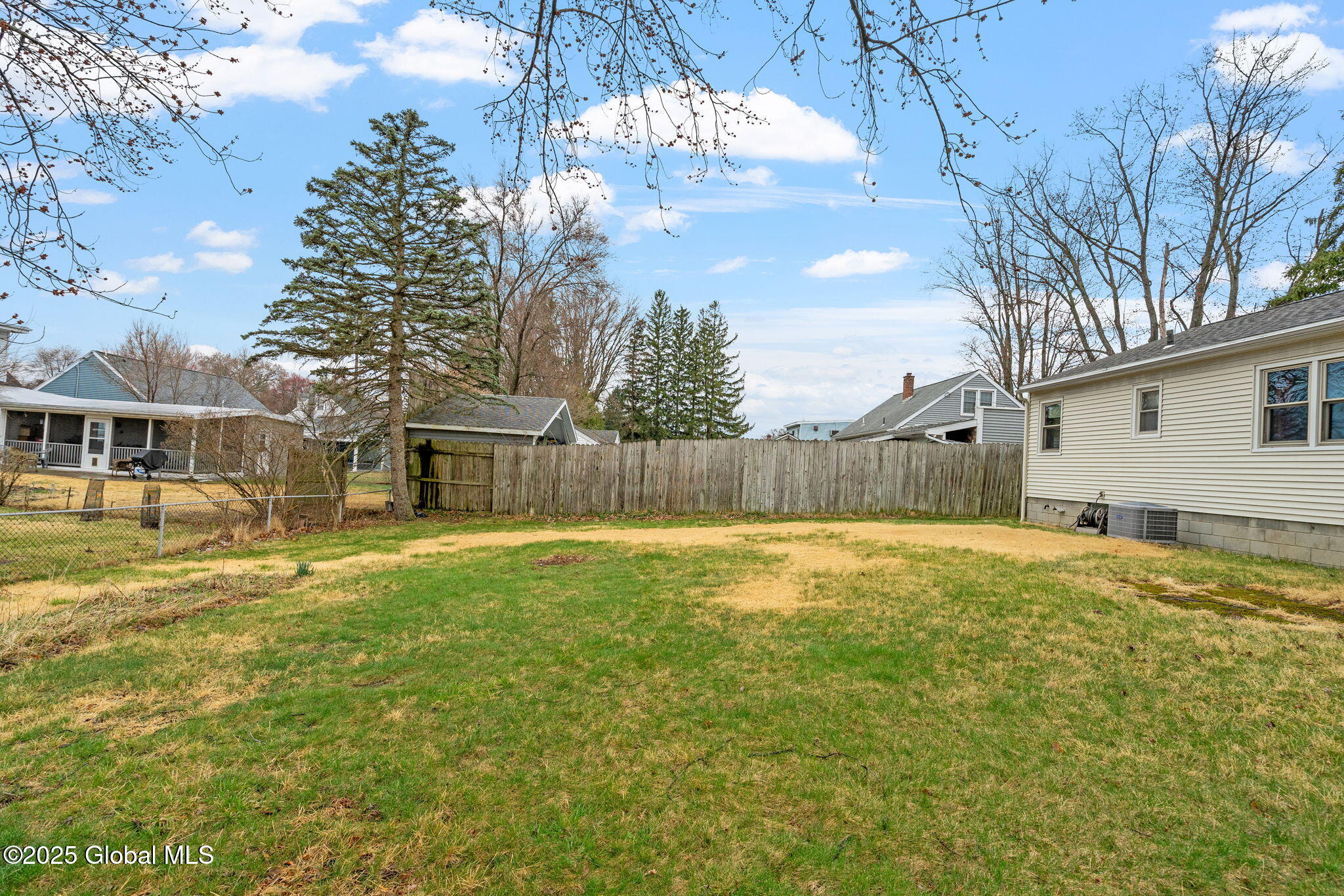 18 Marriner Avenue, Colonie, New York image 31