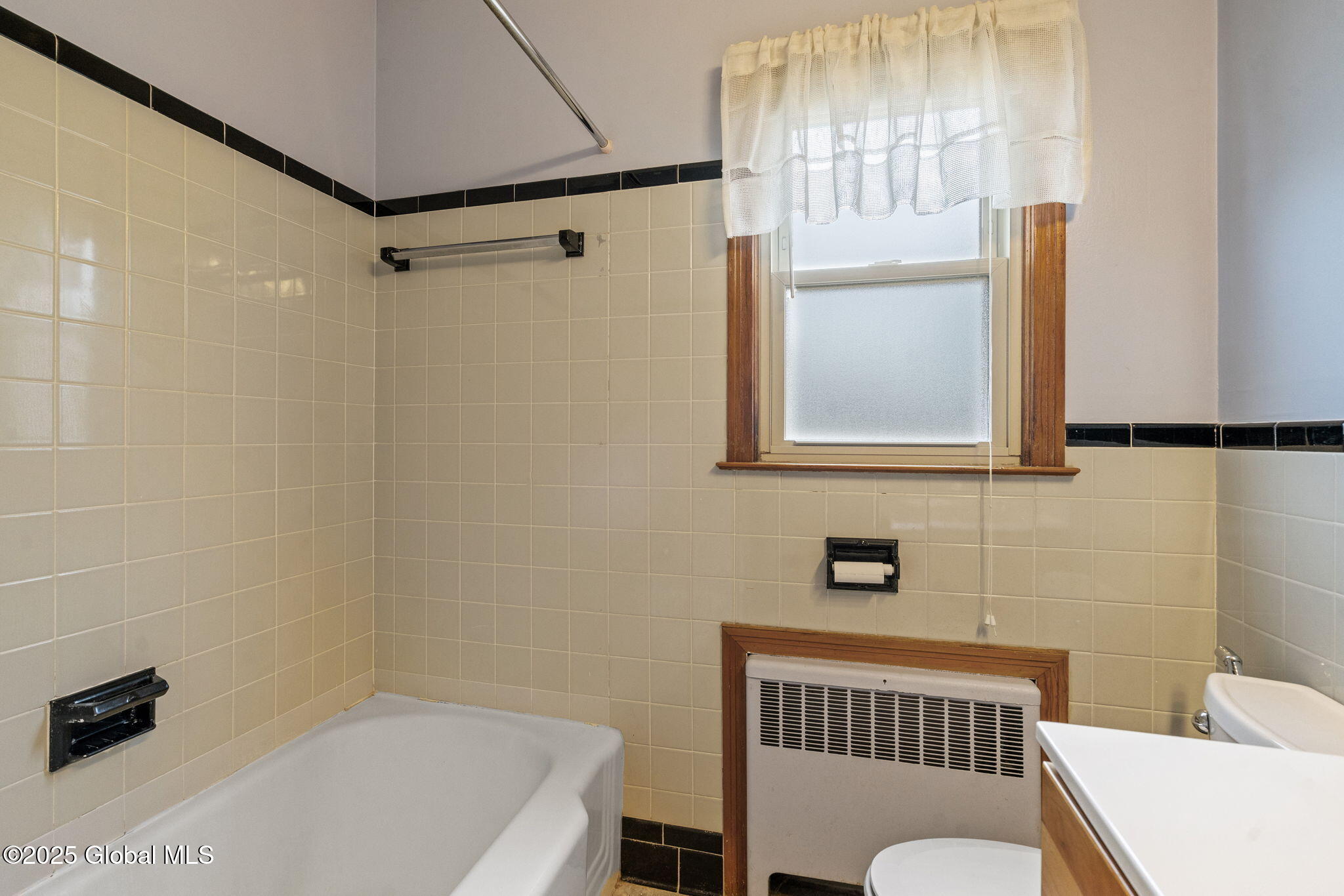18 Marriner Avenue, Colonie, New York image 23