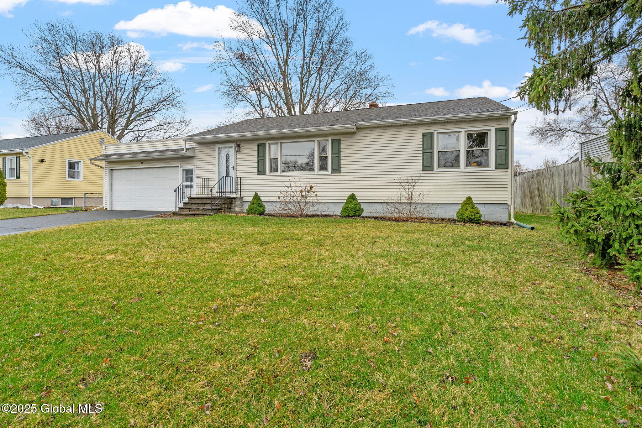 18 Marriner Avenue, Colonie, New York image 5