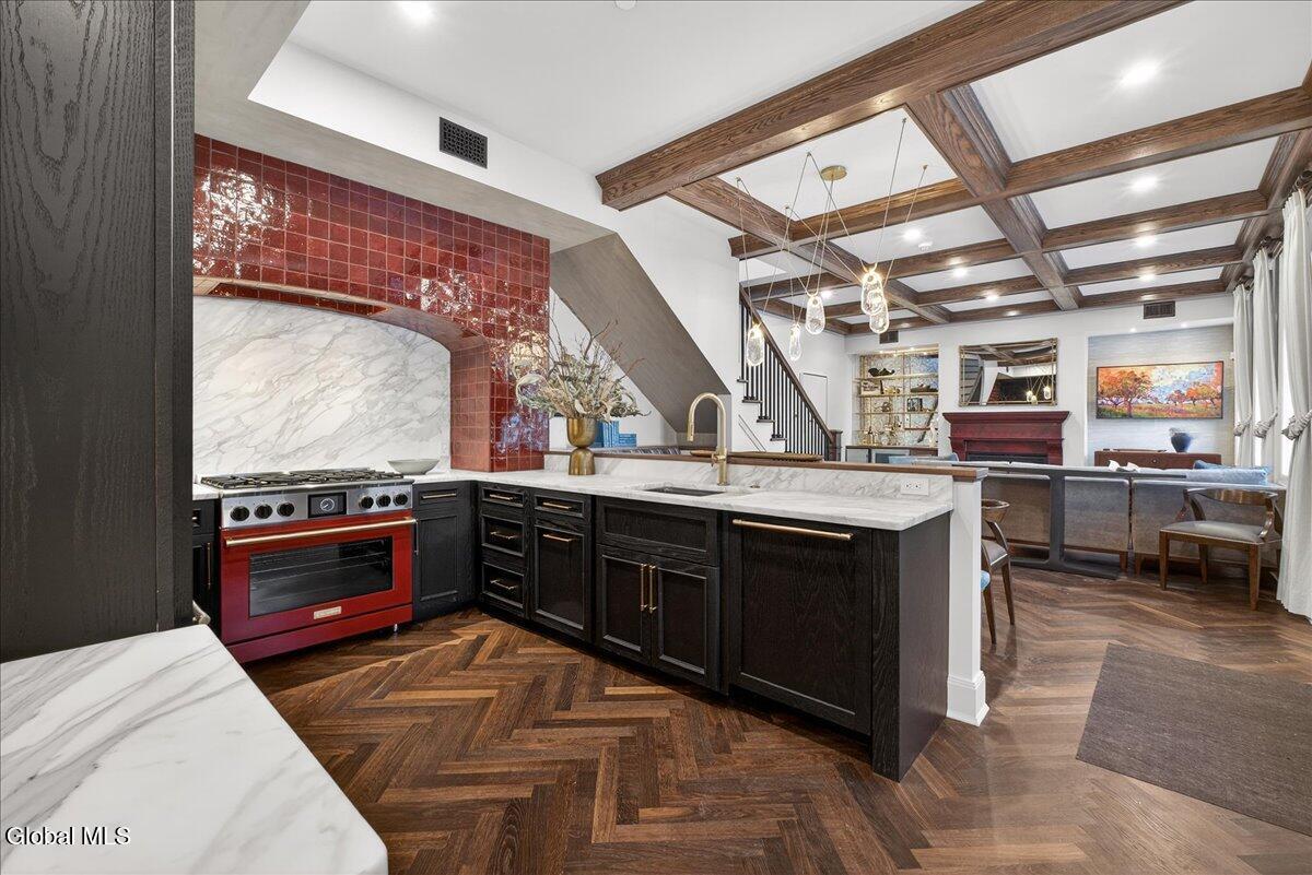 122 Regent Street Unit 5