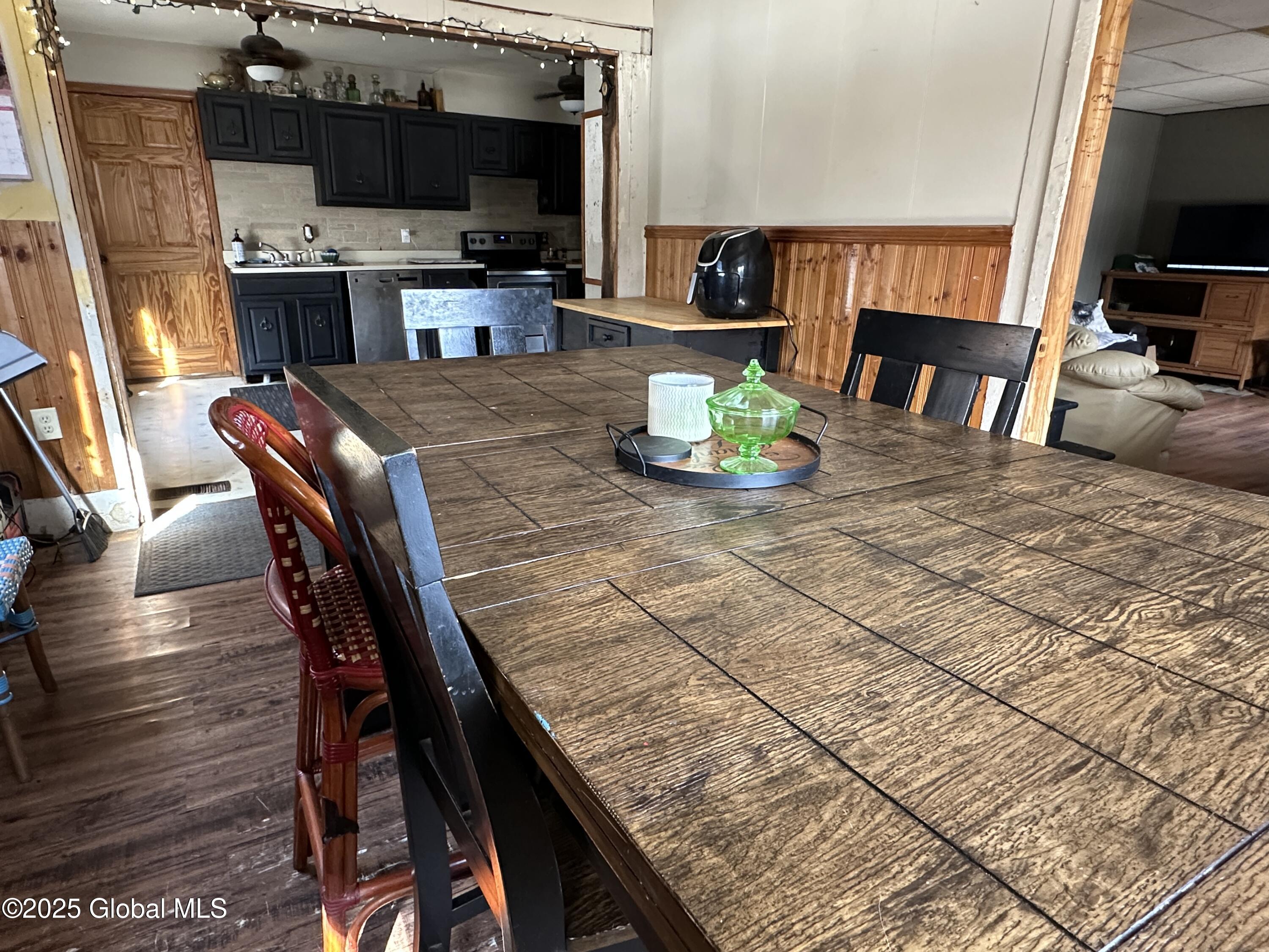 93 Water Street, Elizabethtown, New York image 9