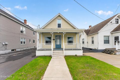 Photo of 231 5th Street, Scotia, NY 12302 (MLS # 202617342)