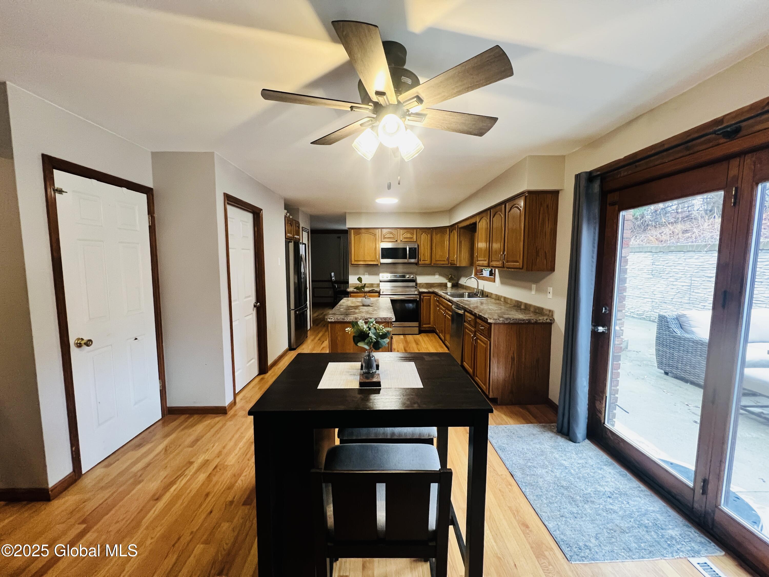 25 Mcdonald Lane, Rensselaer, New York image 10