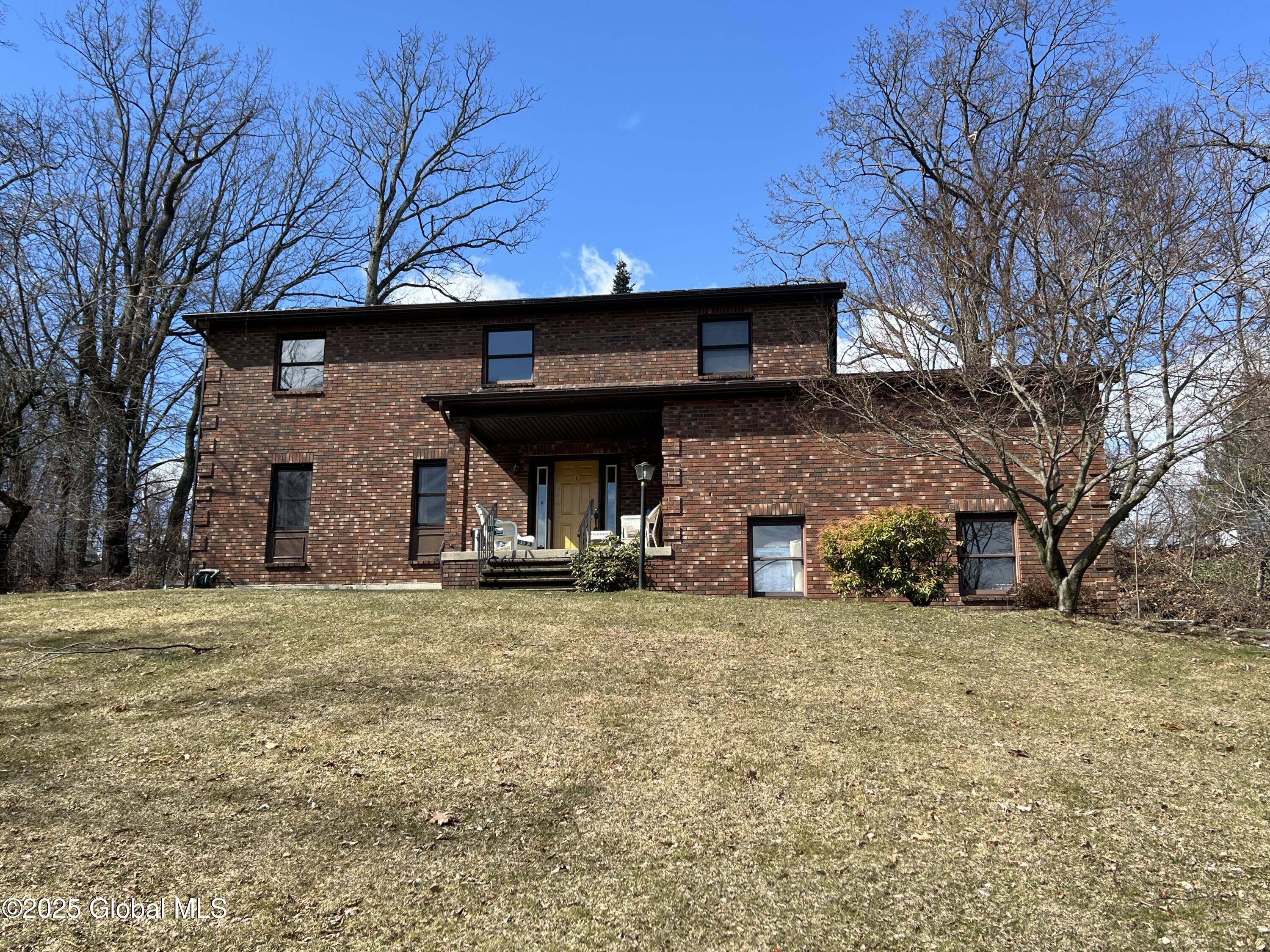 25 Mcdonald Lane, Rensselaer, New York image 1