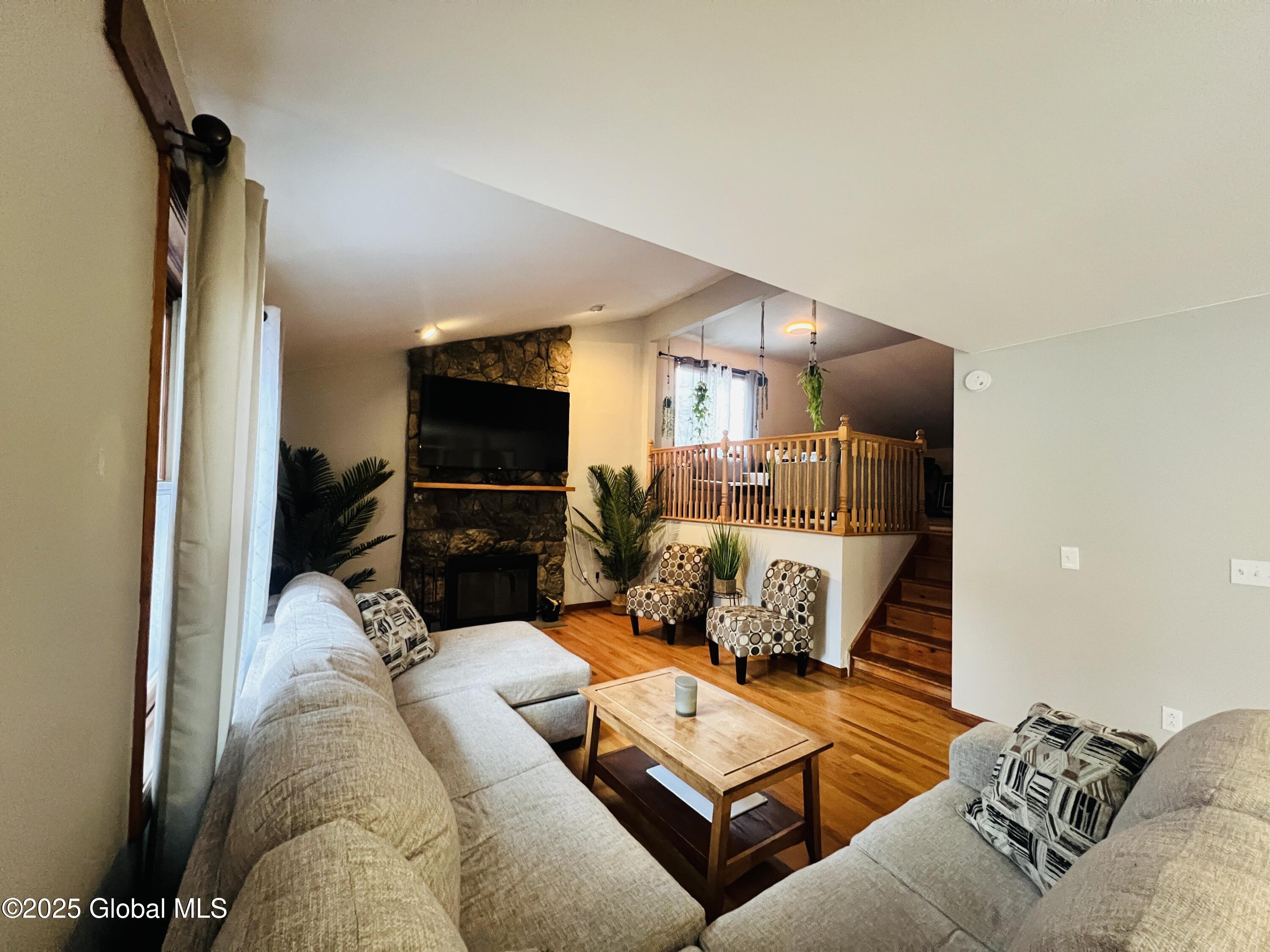 25 Mcdonald Lane, Rensselaer, New York image 16