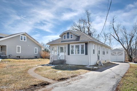 Homes For Sale - 236 E Hudson Avenue<br/> Rensselaer, NY 12144