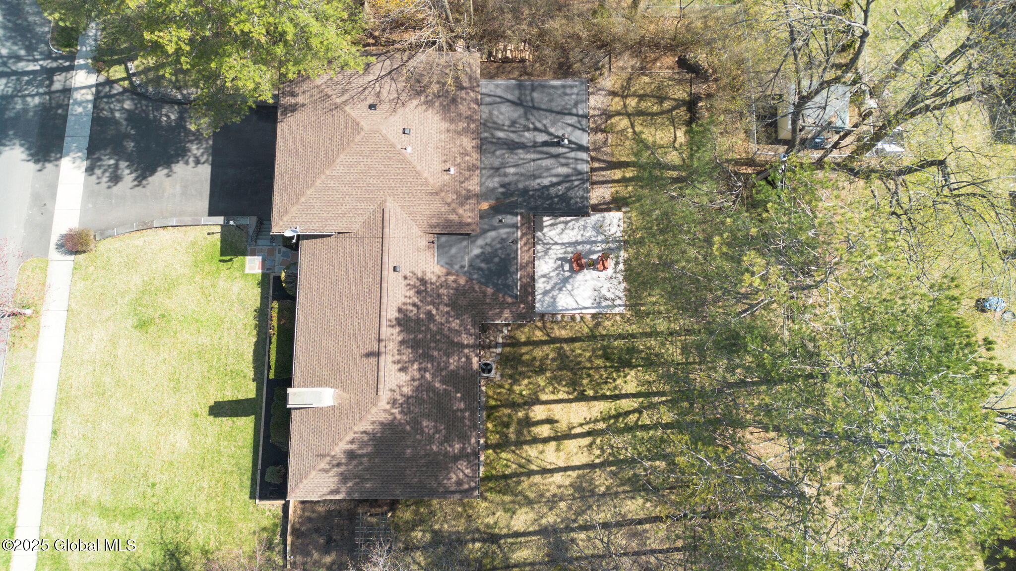 Albany, New York 12209, United States, 4 Bedrooms Bedrooms, ,4 BathroomsBathrooms,Residential,Pending,113934