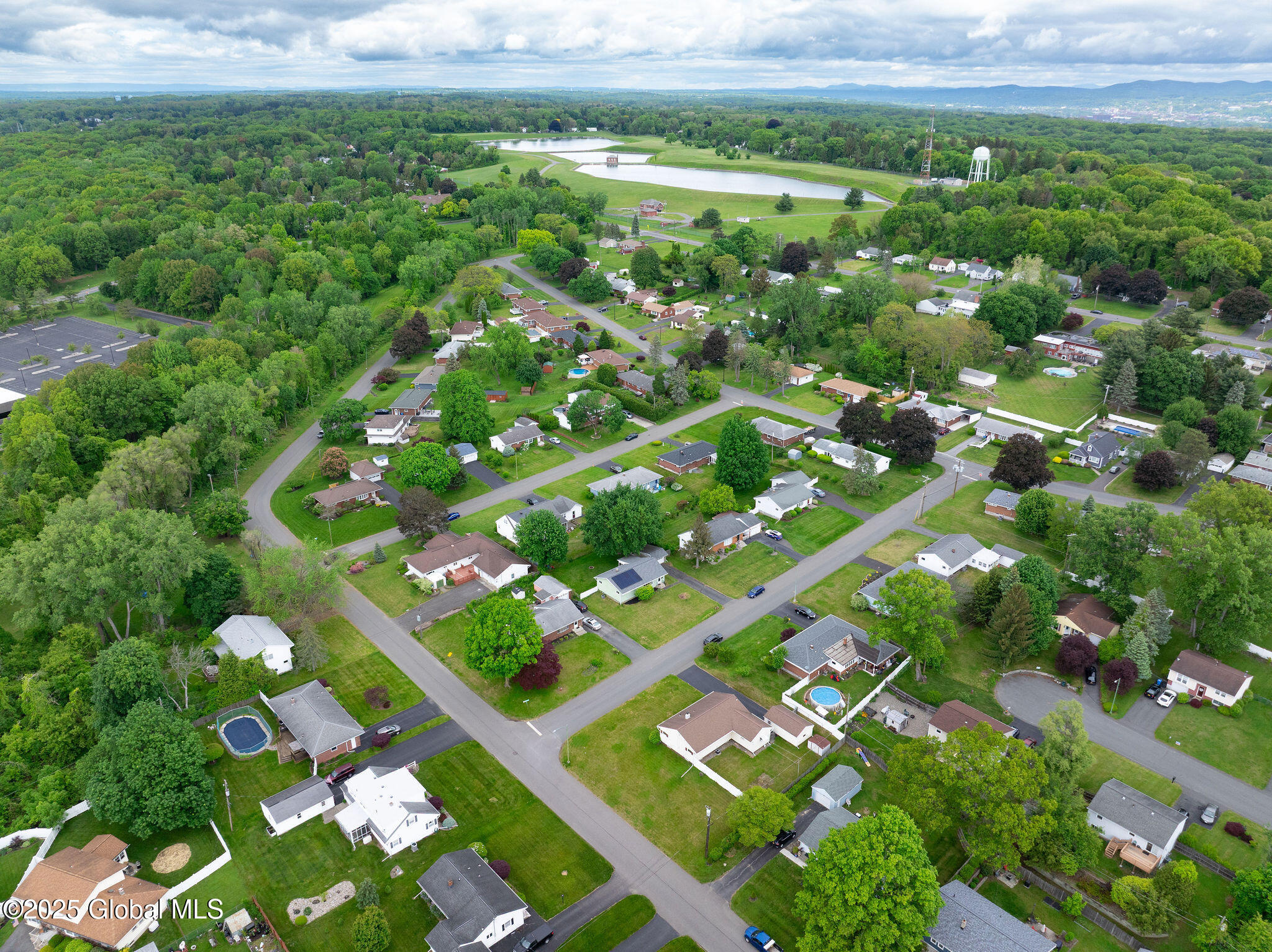 5 Buttercup Drive, Albany, New York image 29