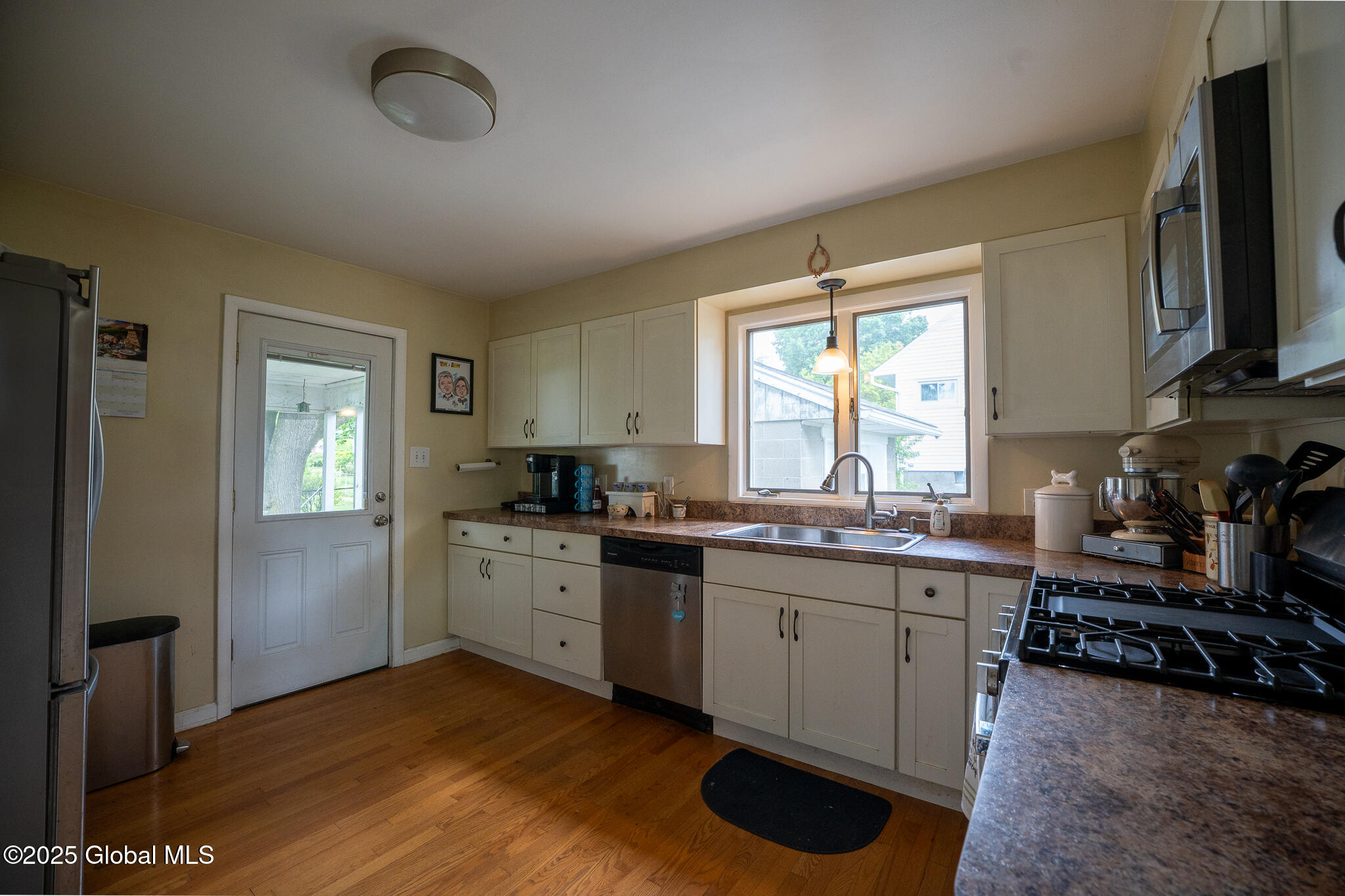 5 Buttercup Drive, Albany, New York image 12