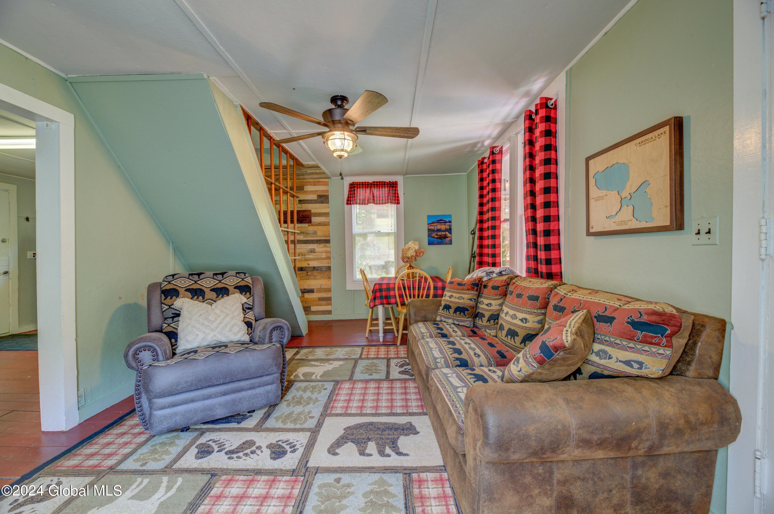 116 1st Avenue, Gloversville, New York image 8