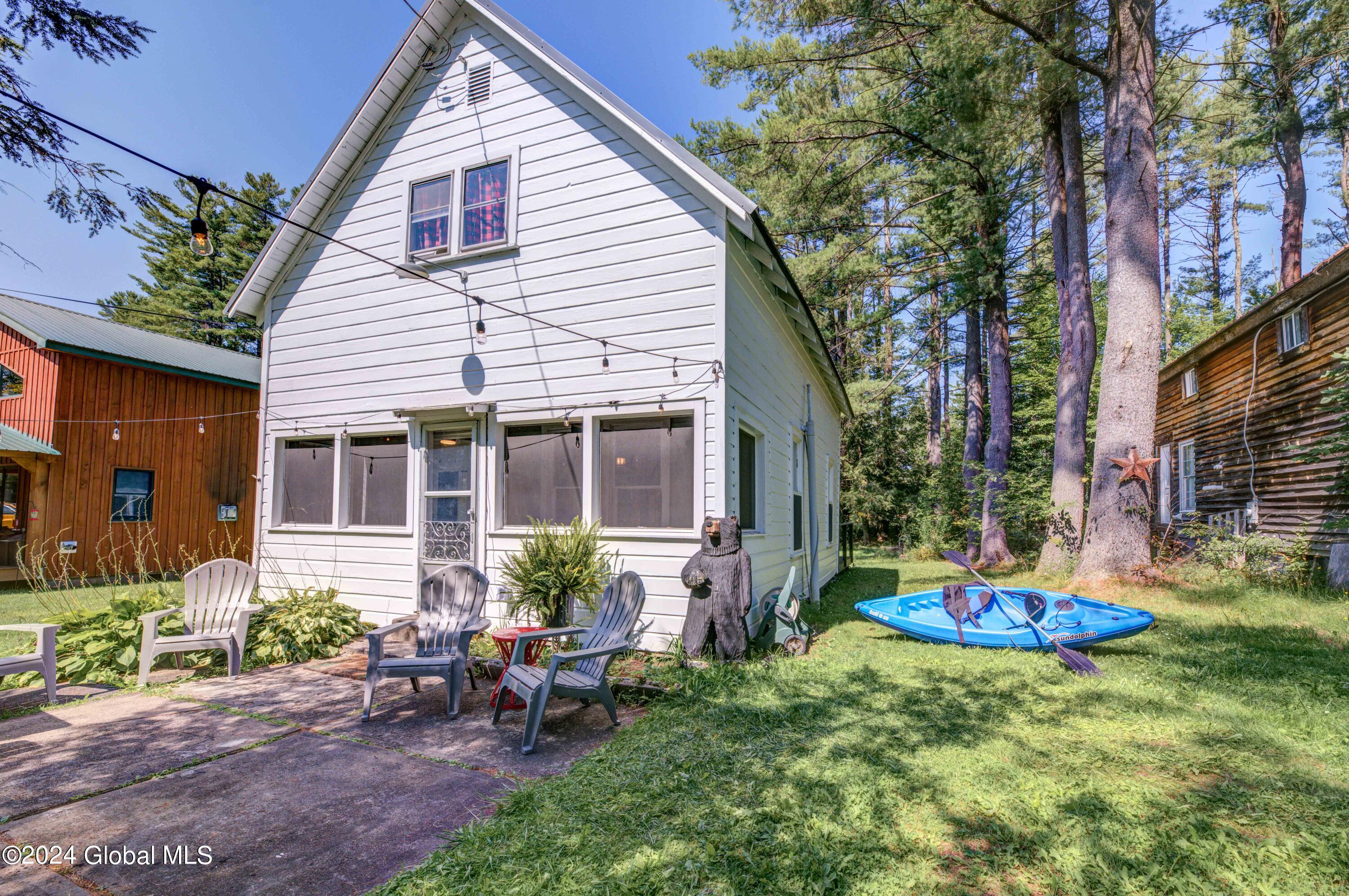 116 1st Avenue, Gloversville, New York image 1