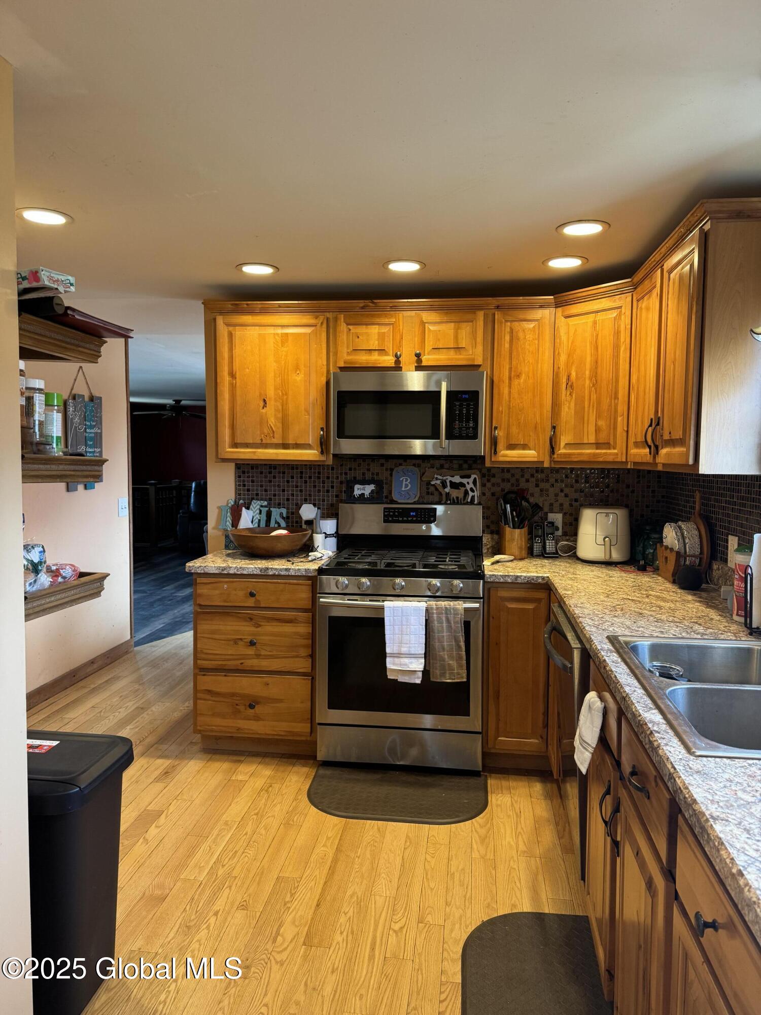 54 Morgans Lane, Comstock, New York image 9