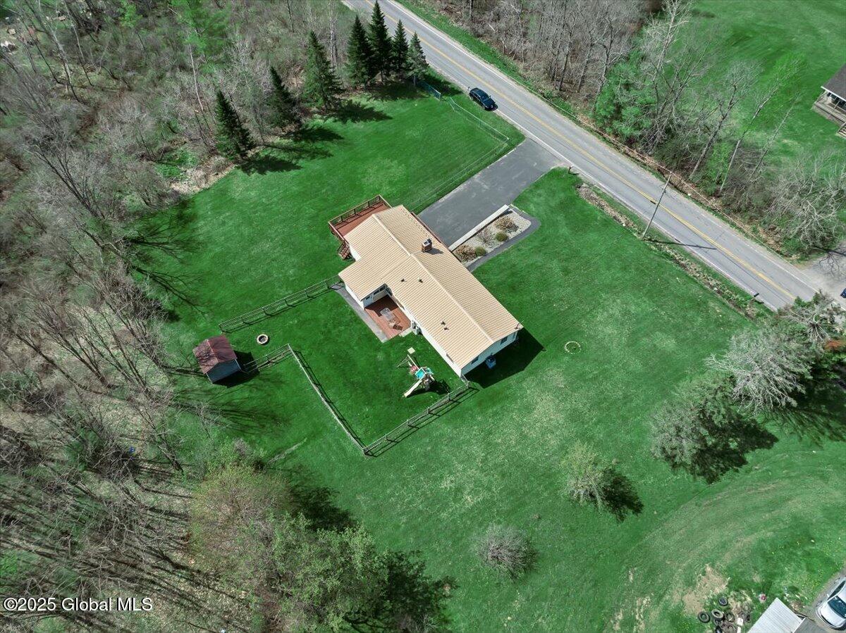 235 Mcqueen Road, Amsterdam, New York image 5
