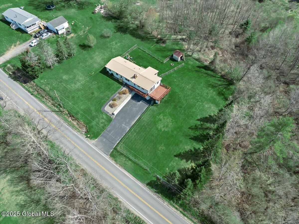 235 Mcqueen Road, Amsterdam, New York image 41