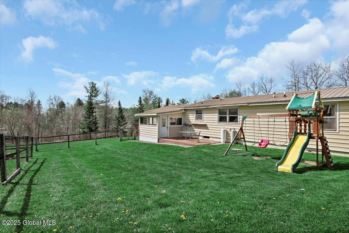 235 Mcqueen Road, Amsterdam, New York image 4