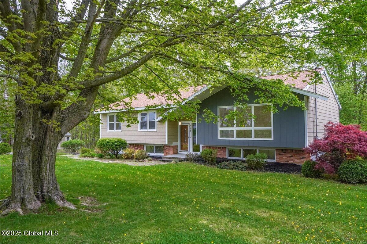 556 Swaggertown Road, Glenville, New York image 1