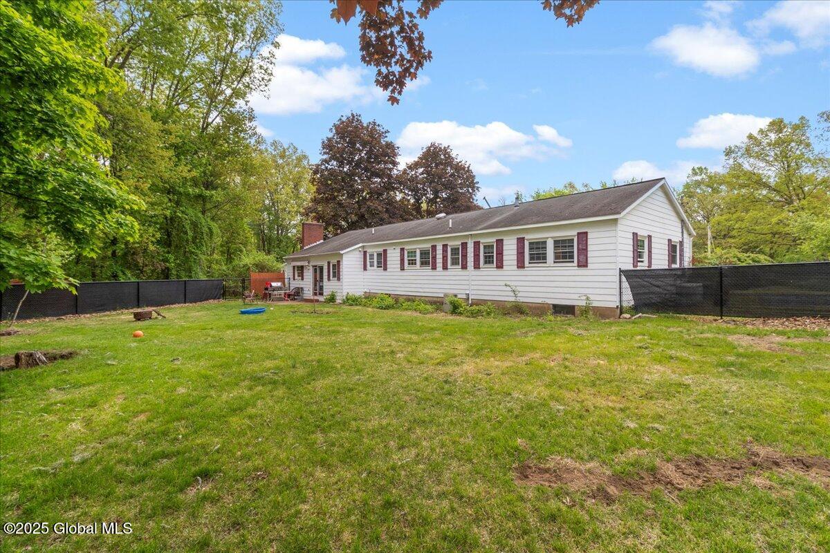 9 Mountain View Terrace, Clifton Park, New York image 4