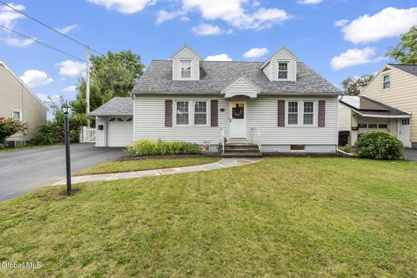 1921 BERNICE ST, SCHENECTADY, NY 12303 - Image e9eeff2a5f663566715c78e65a3ed5ff/2300630516