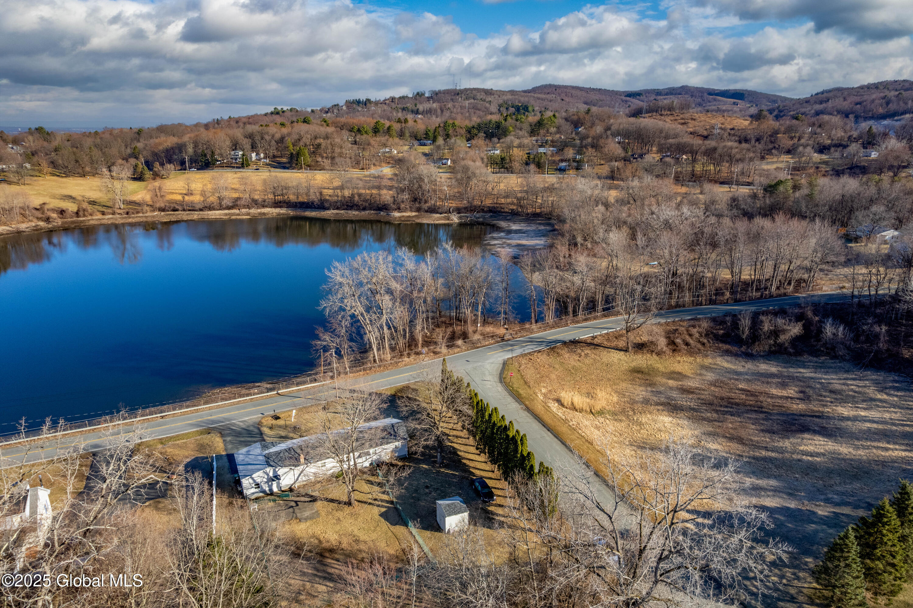 646 N Lake Avenue, Troy, New York image 30