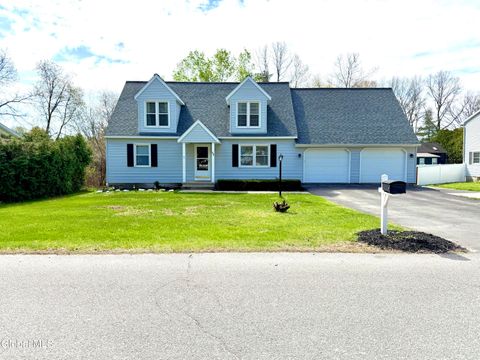 Photo of 15 Wynnefield Drive, South Glens Falls, NY 12803 (MLS # 202616120)