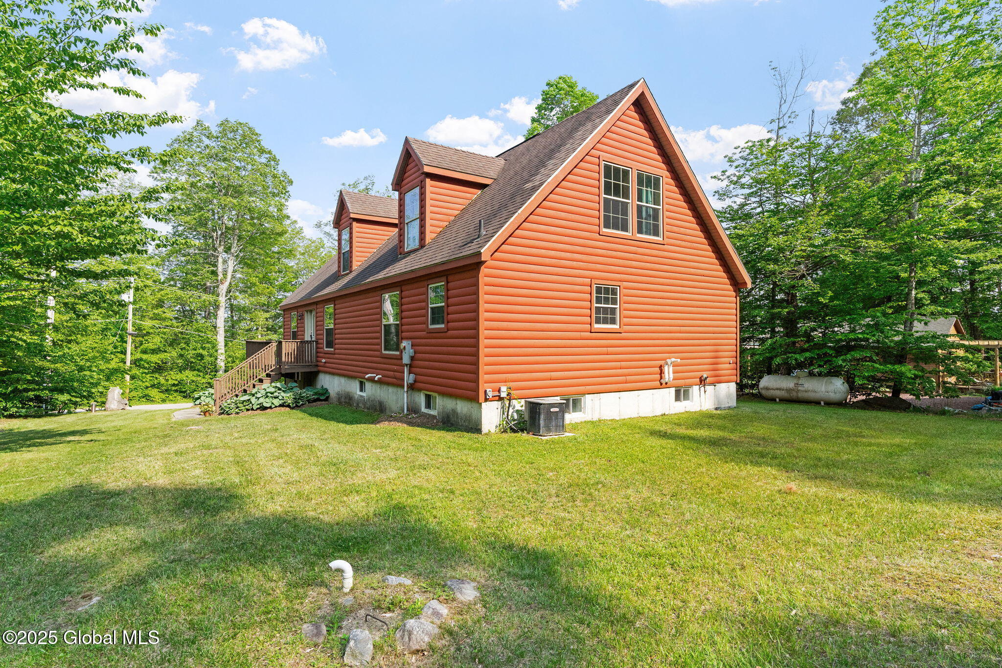 157 Maplewood Drive, Gloversville, New York image 8