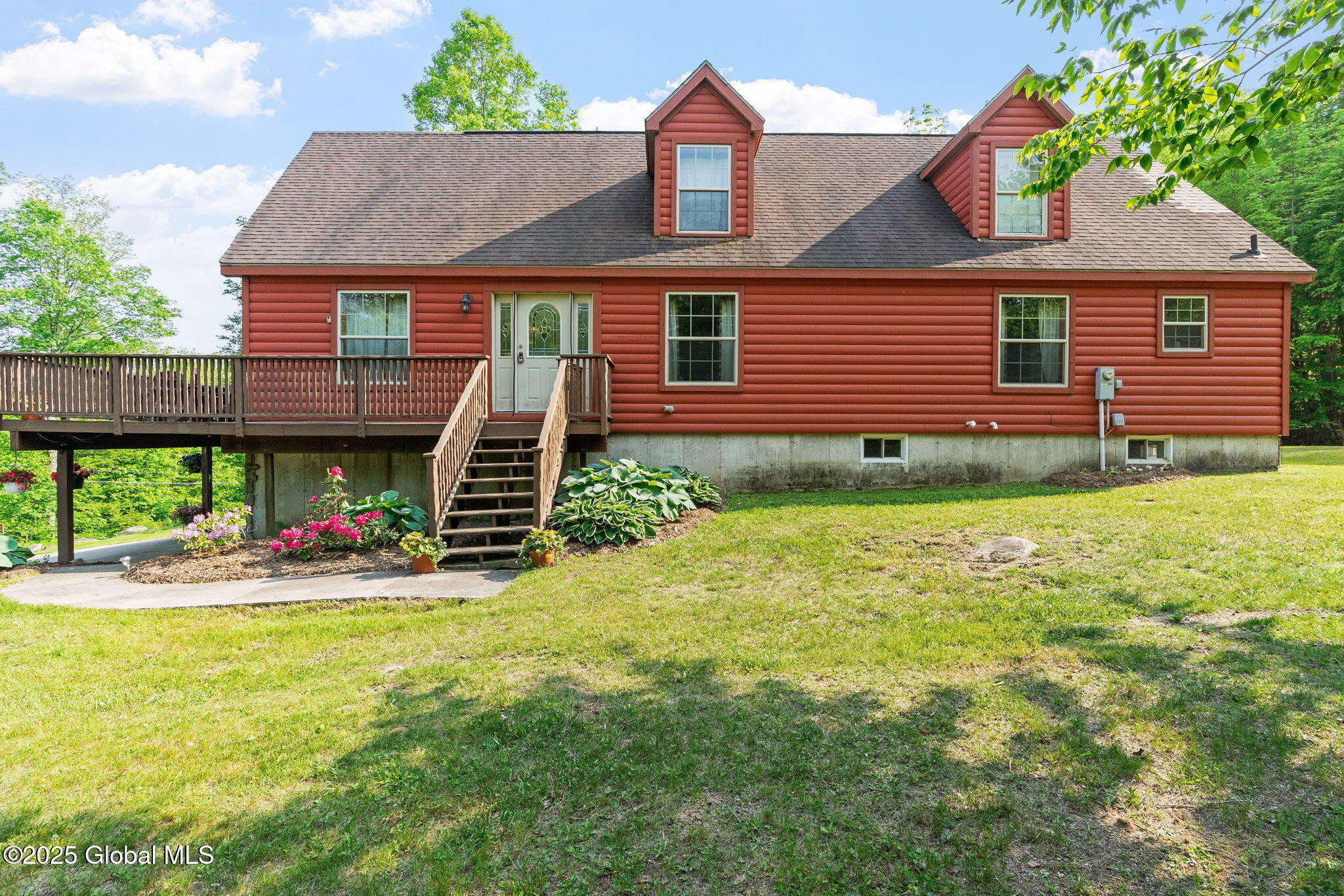 157 Maplewood Drive, Gloversville, New York image 6
