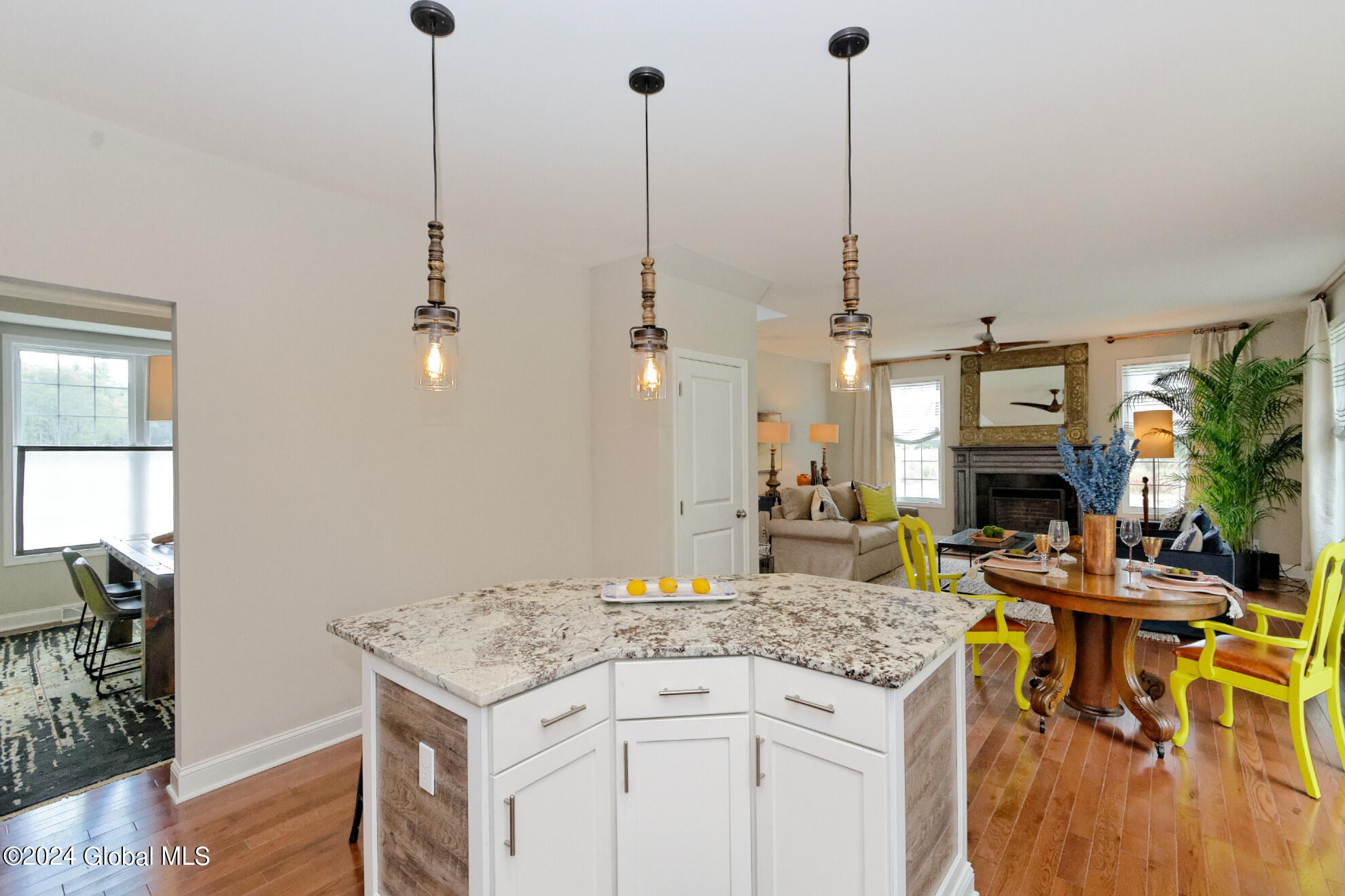 13 Eastpointe Drive, Saratoga Springs, New York image 6