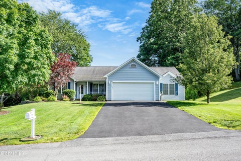 Photo of 1118 Clute Crest Lane, Niskayuna, NY 12309 (MLS # 202620605)