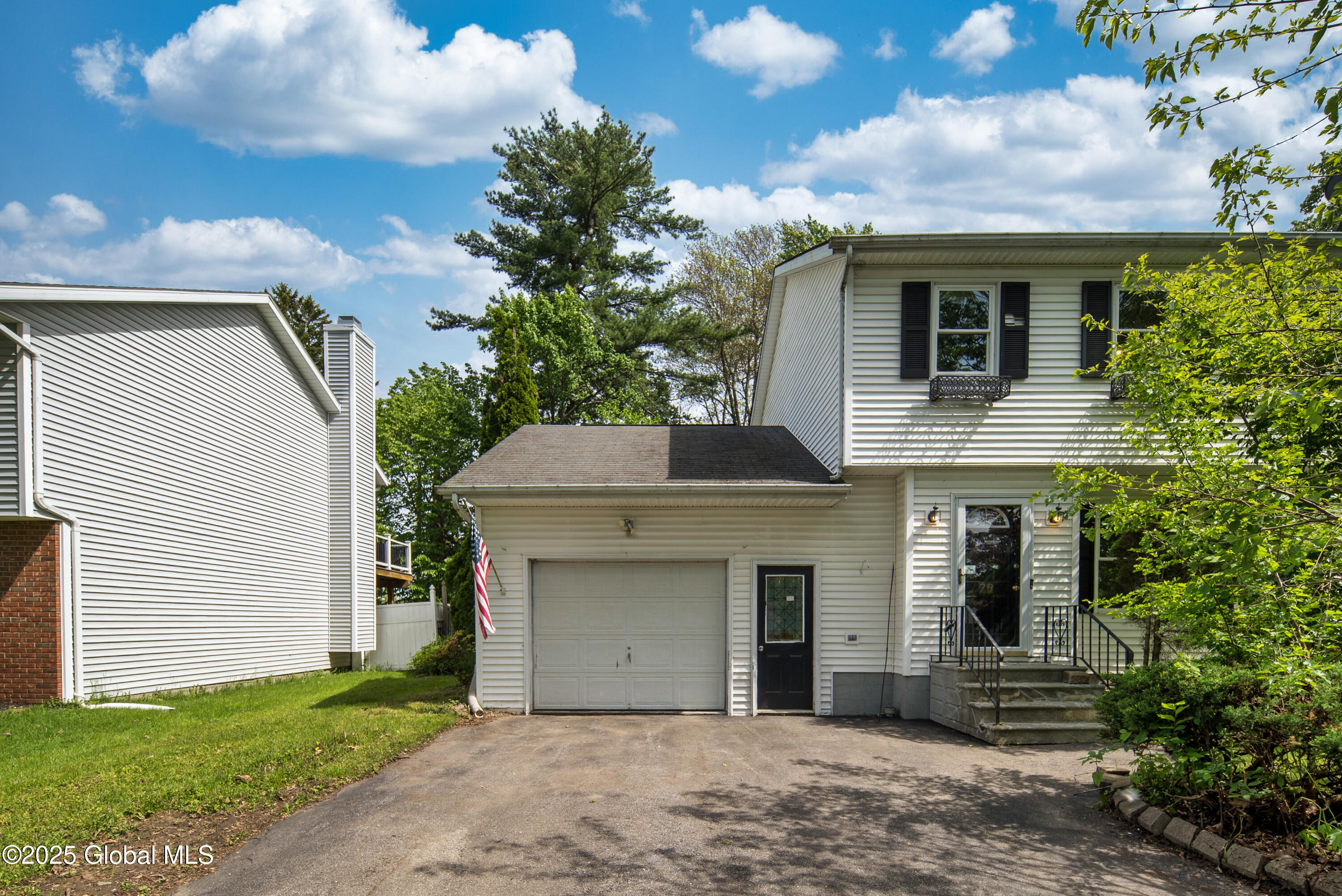 78 Dewitt Avenue, Schenectady, New York image 2