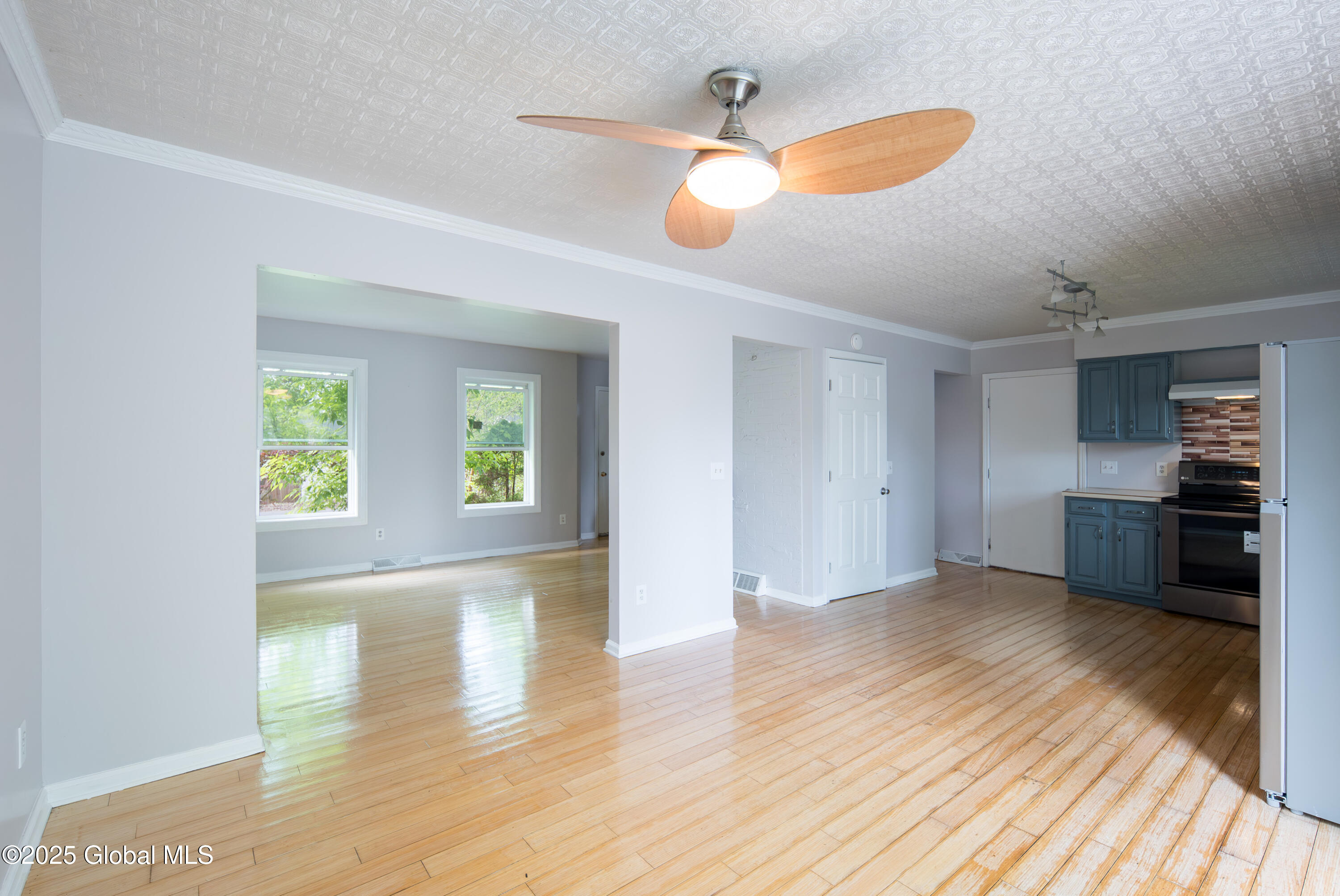 78 Dewitt Avenue, Schenectady, New York image 11