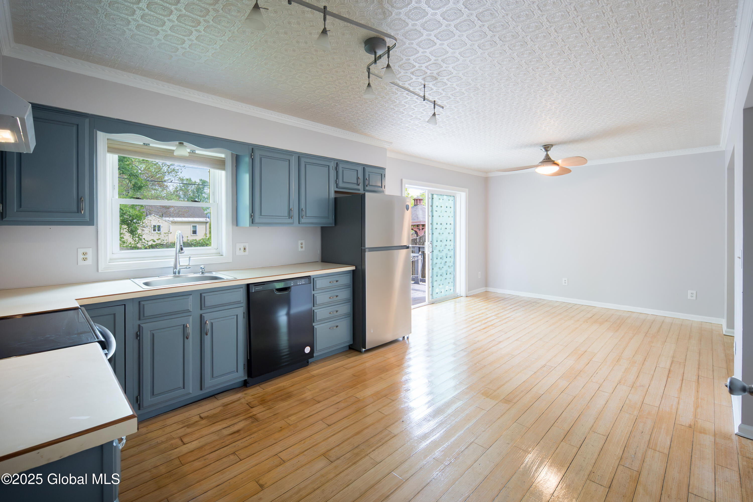 78 Dewitt Avenue, Schenectady, New York image 14