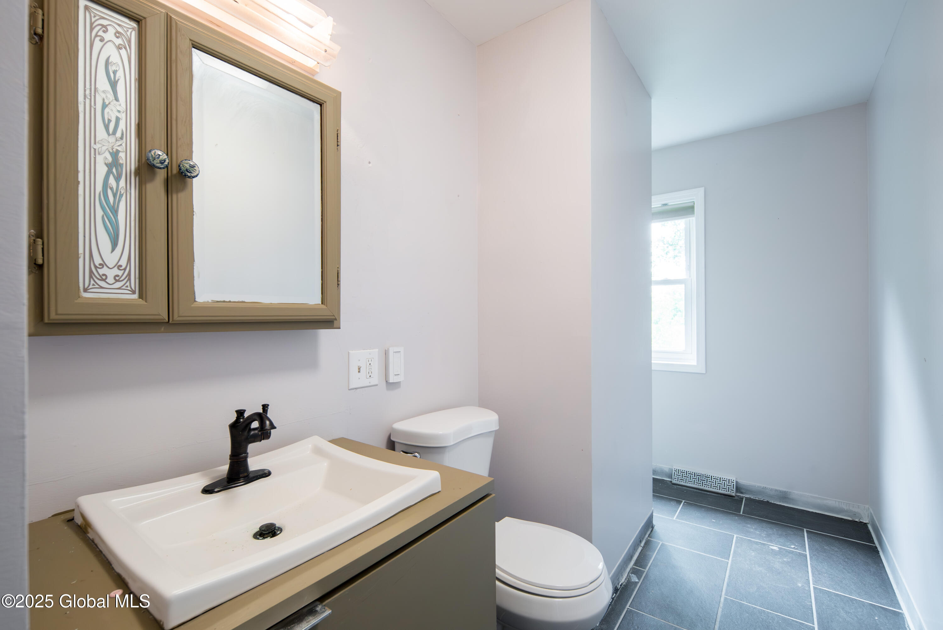 78 Dewitt Avenue, Schenectady, New York image 43