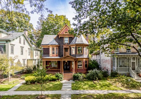 Photo of 119 Academy Street, POUGHKEEPSIE, NY 12601 (MLS # 202528244) Photo of 119 Academy Street, POUGHKEEPSIE, NY 12601 (MLS # 202528244)