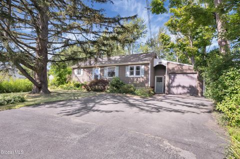 Photo of 3983 Albany Street, Schenectady, NY 12304 (MLS # 202522384)