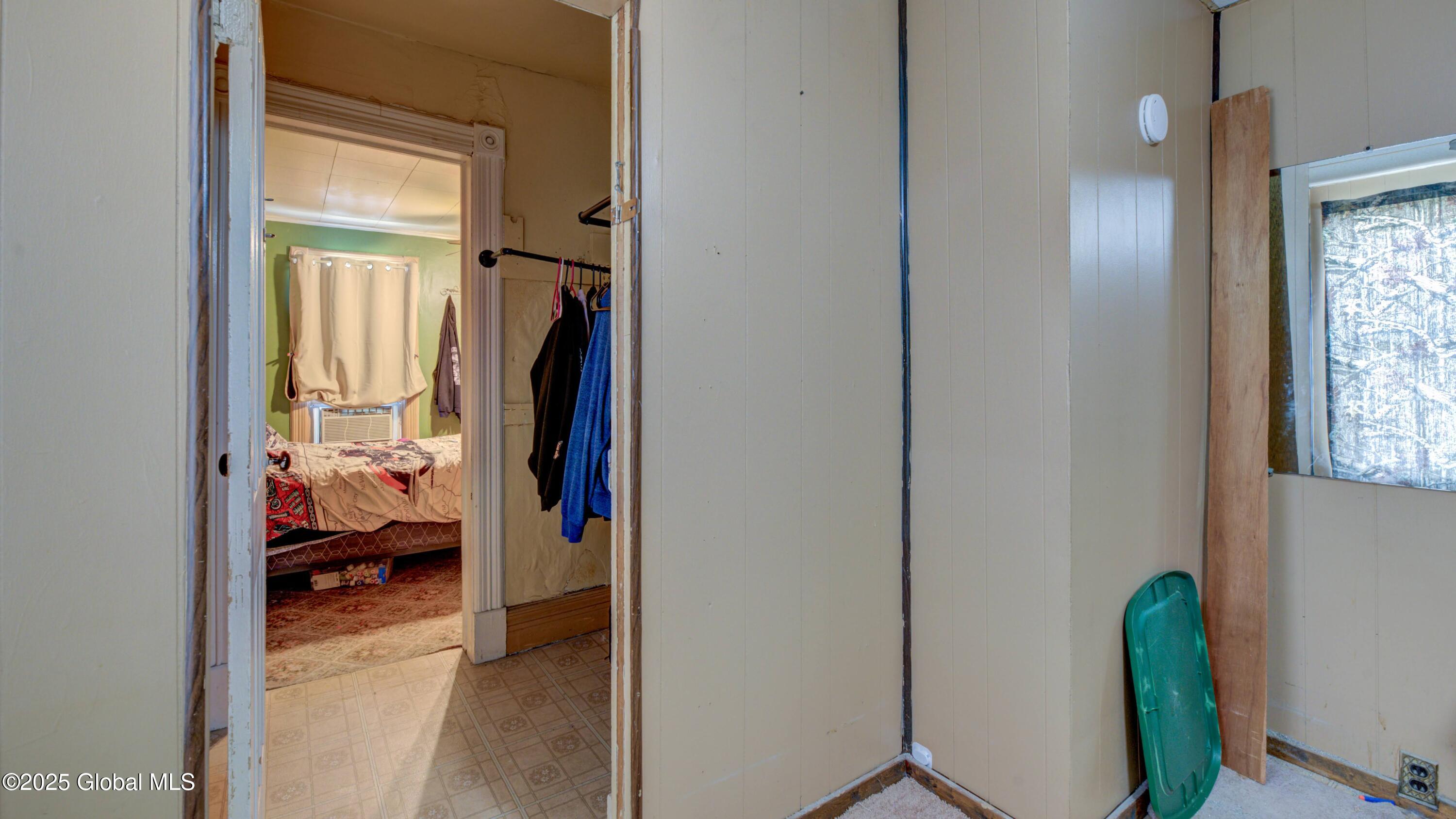 16 Caroline Street, Amsterdam, New York image 29