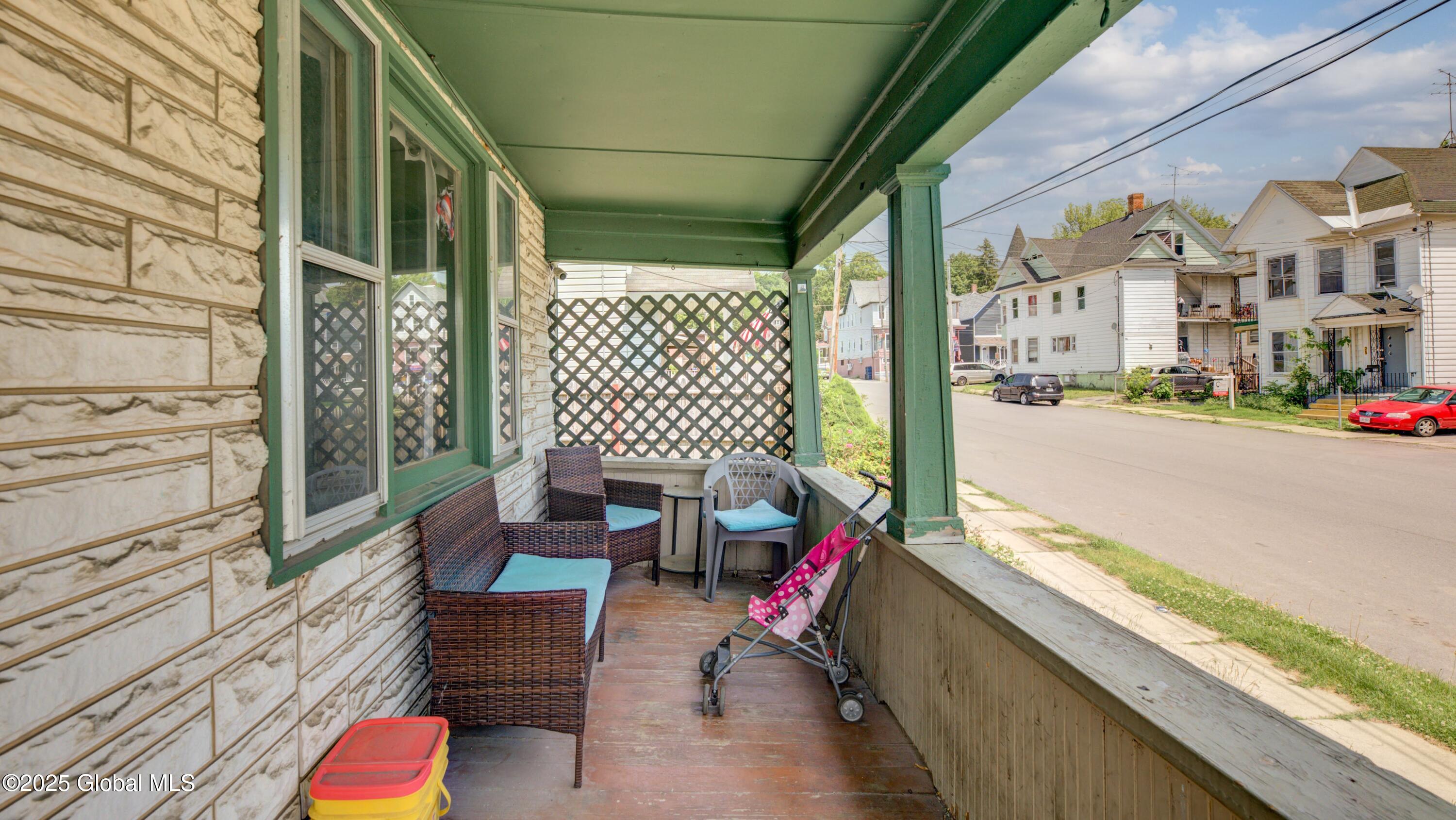 16 Caroline Street, Amsterdam, New York image 8
