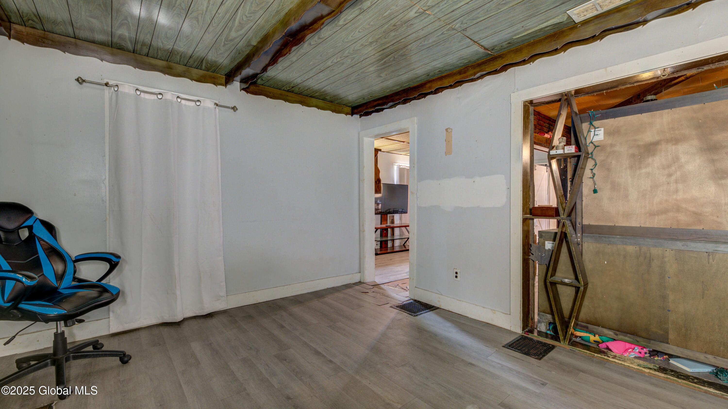 16 Caroline Street, Amsterdam, New York image 18