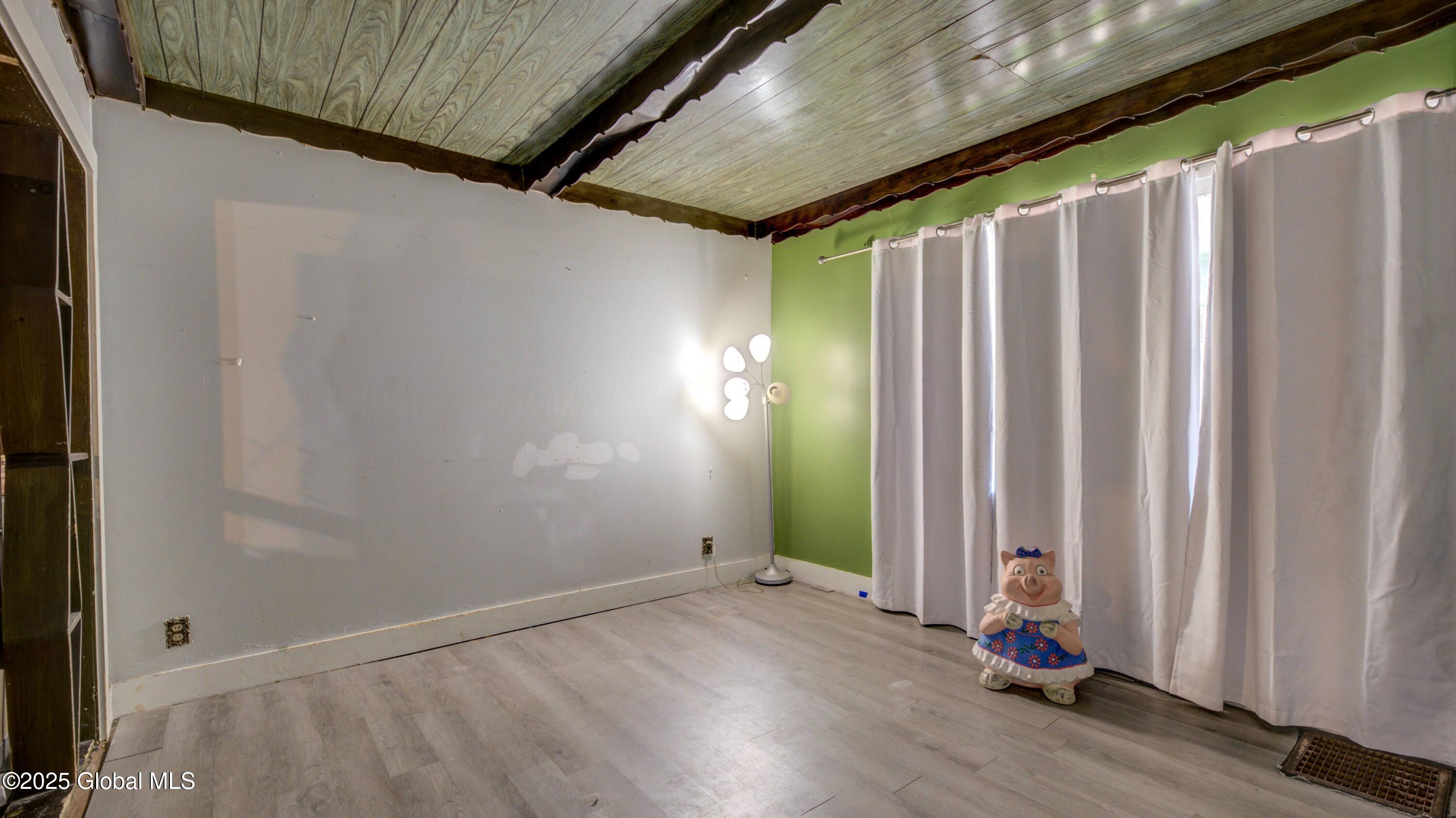 16 Caroline Street, Amsterdam, New York image 16