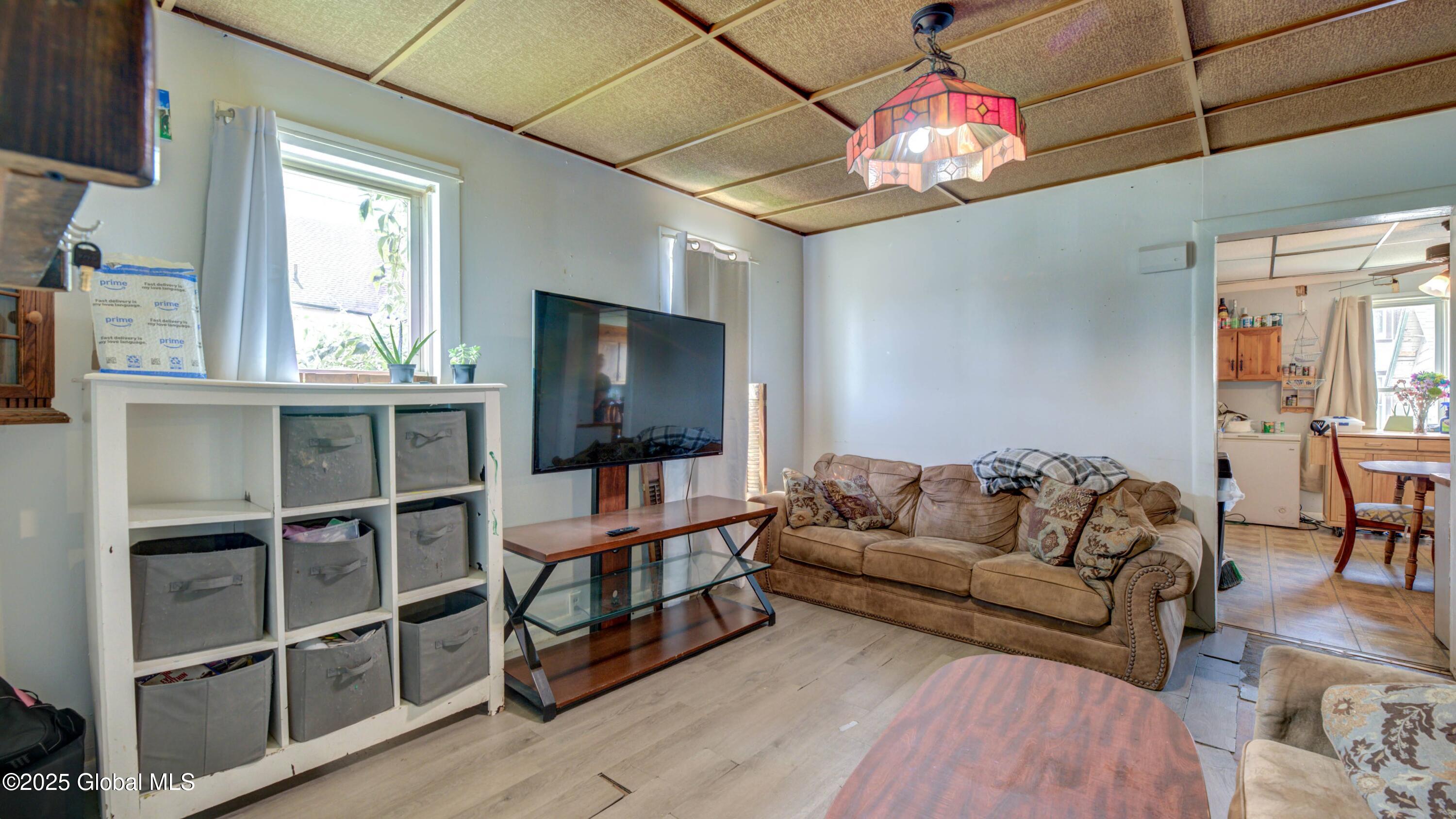 16 Caroline Street, Amsterdam, New York image 20