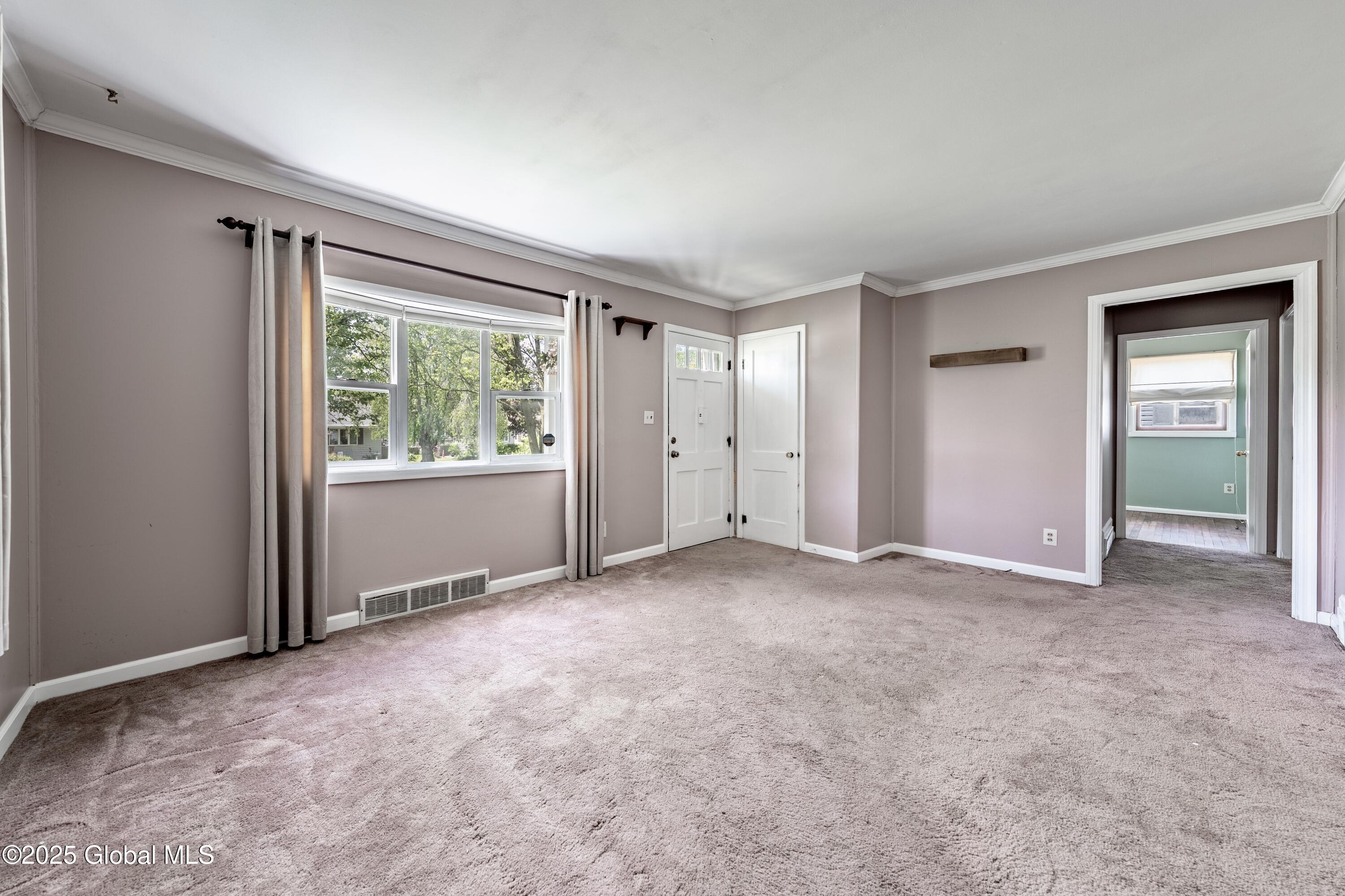 1549 Unadilla Street, Schenectady, New York image 4