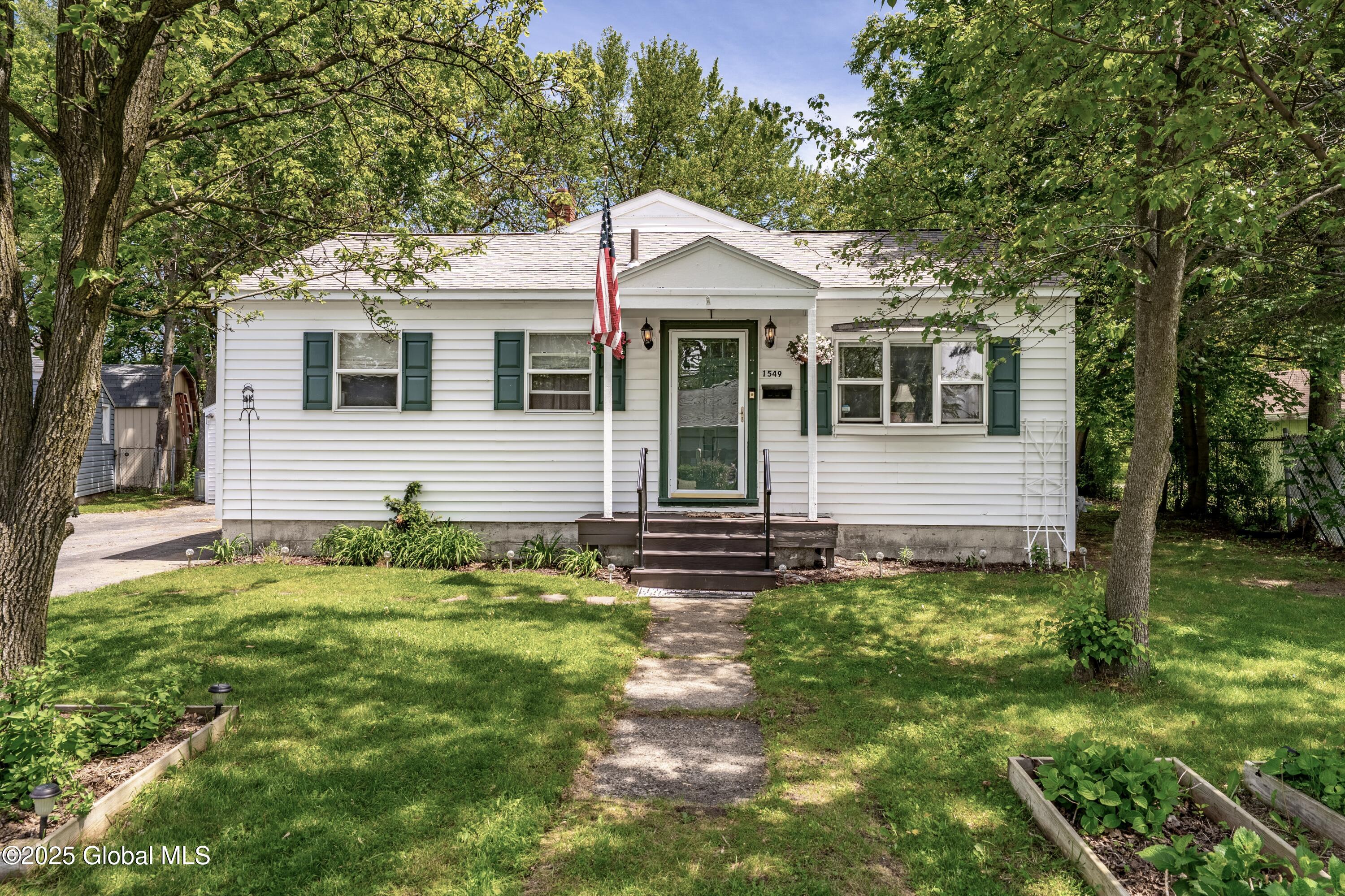 1549 Unadilla Street, Schenectady, New York image 1