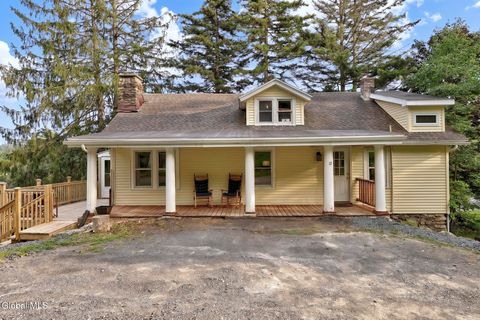 Homes For Sale - 12 Simon Road<br/> Rensselaer County, Grafton, NY 12082